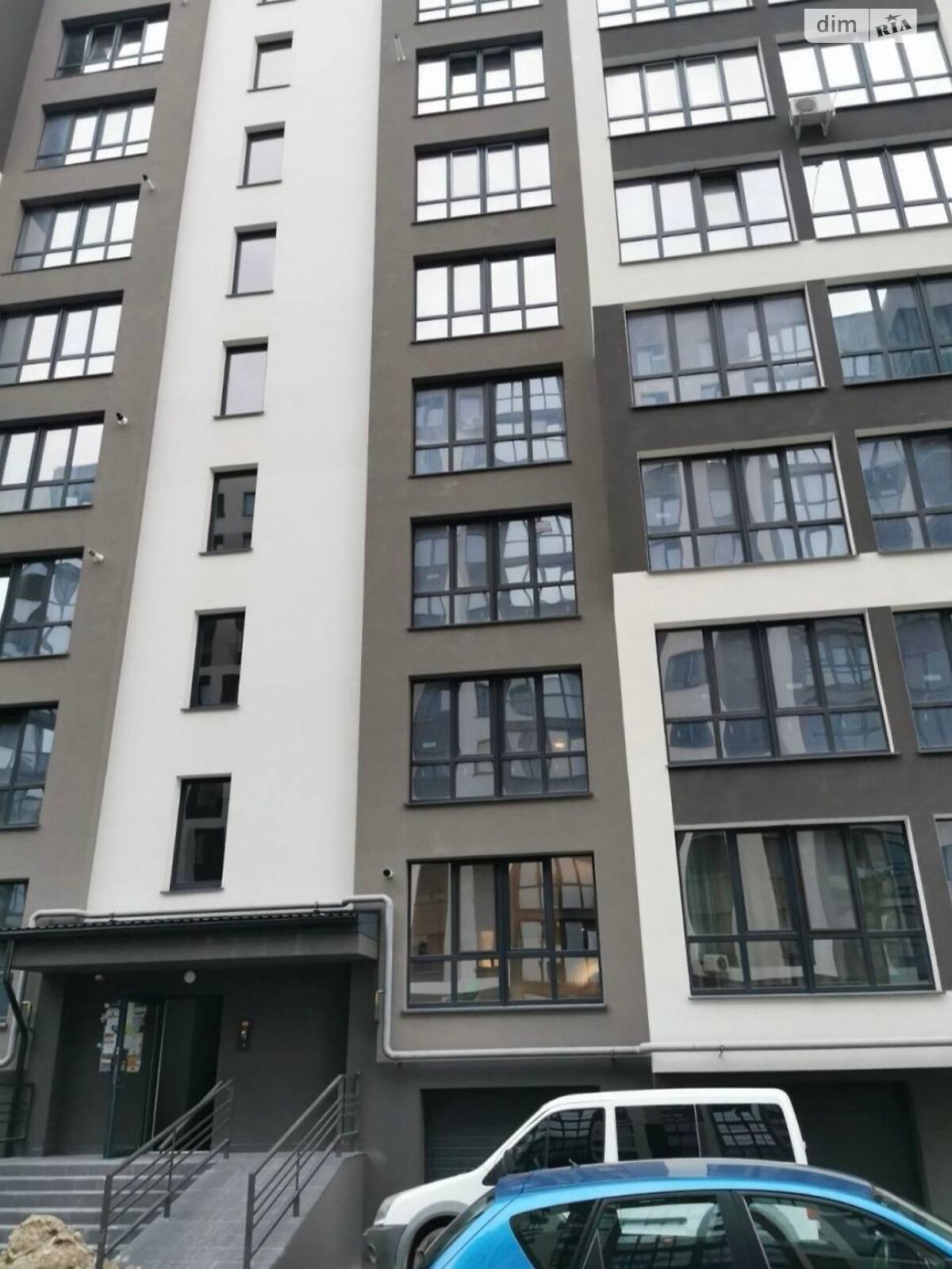 Продажа трехкомнатной квартиры в Угорниках, на ул. Сеченова, фото 1 Продажа трехкомнатной квартиры в Угорниках, на ул. Сеченова, фото 1
