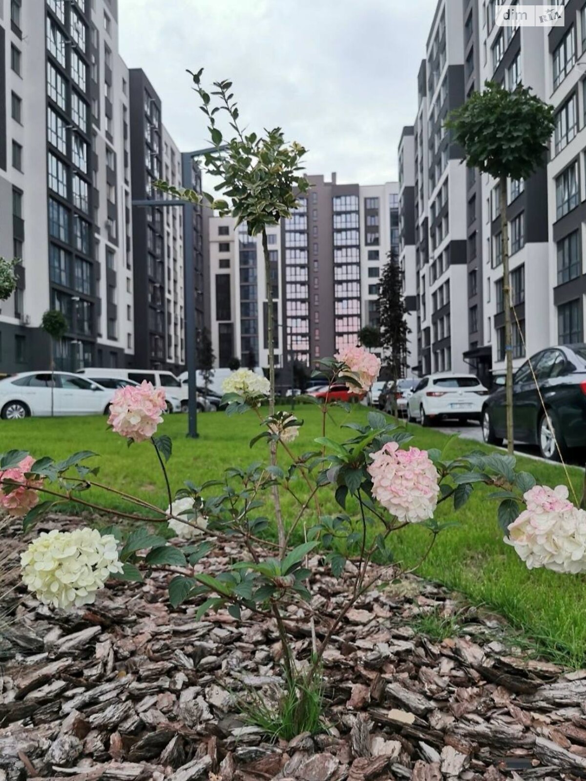 Продажа трехкомнатной квартиры в Угорниках, на ул. Сеченова, фото 1 Продажа трехкомнатной квартиры в Угорниках, на ул. Сеченова, фото 1