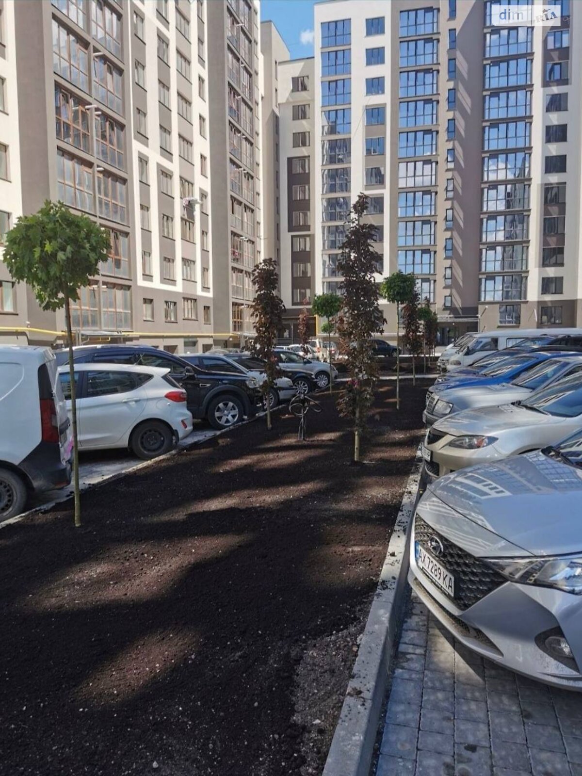 Продажа трехкомнатной квартиры в Угорниках, на ул. Сеченова 129А корпус 10, фото 1 Продажа трехкомнатной квартиры в Угорниках, на ул. Сеченова 129А корпус 10, фото 1
