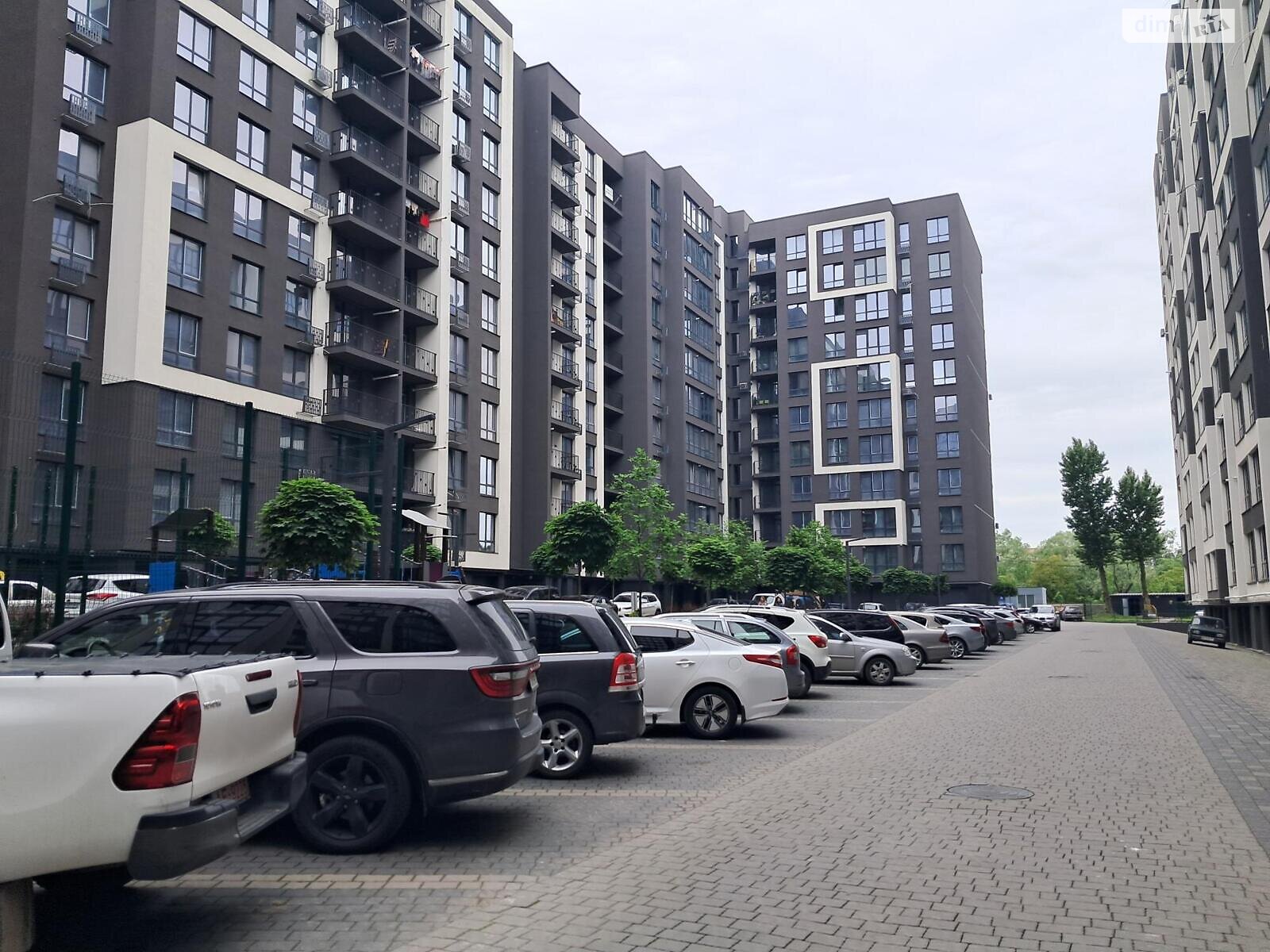 Продажа двухкомнатной квартиры в Угорниках, на ул. Героев Николаева 129А корпус 17, фото 1 Продажа двухкомнатной квартиры в Угорниках, на ул. Героев Николаева 129А корпус 17, фото 1