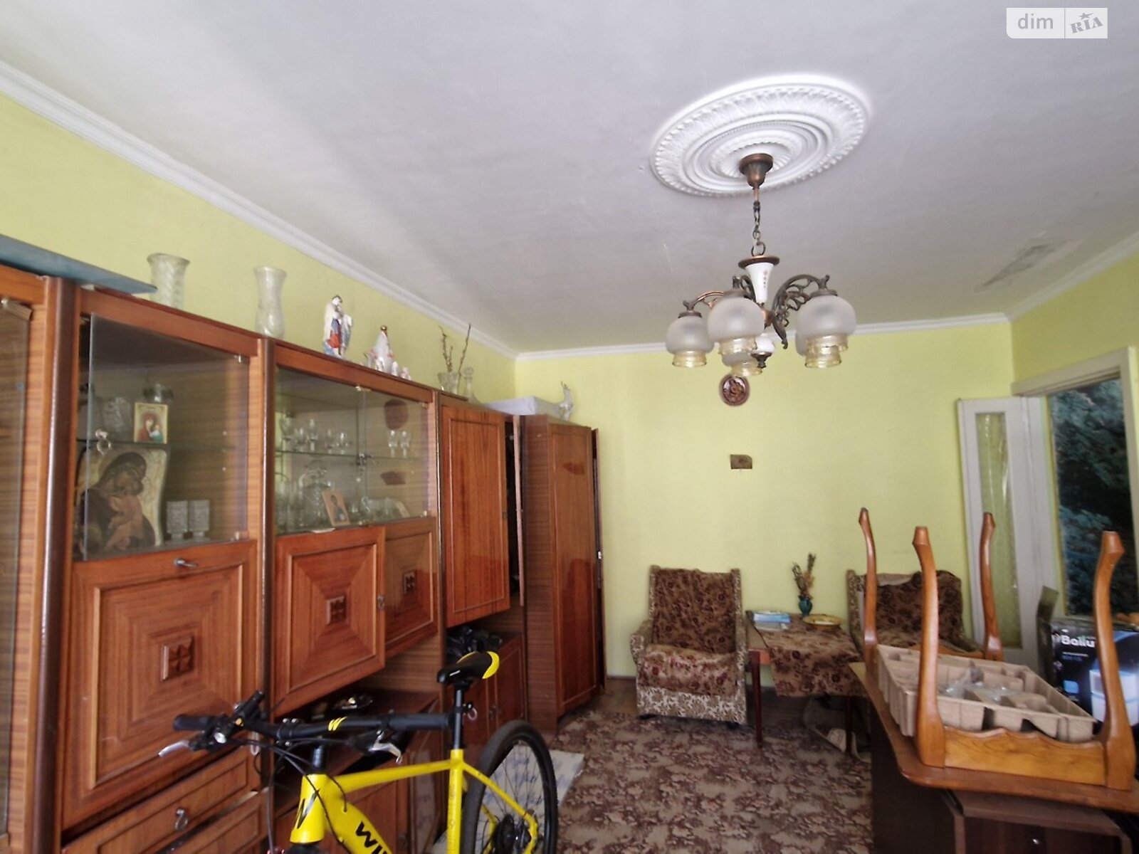 Продажа однокомнатной квартиры в Ужгороде, на ул. Героев 128-й бригады, фото 1 Продажа однокомнатной квартиры в Ужгороде, на ул. Героев 128-й бригады, фото 1