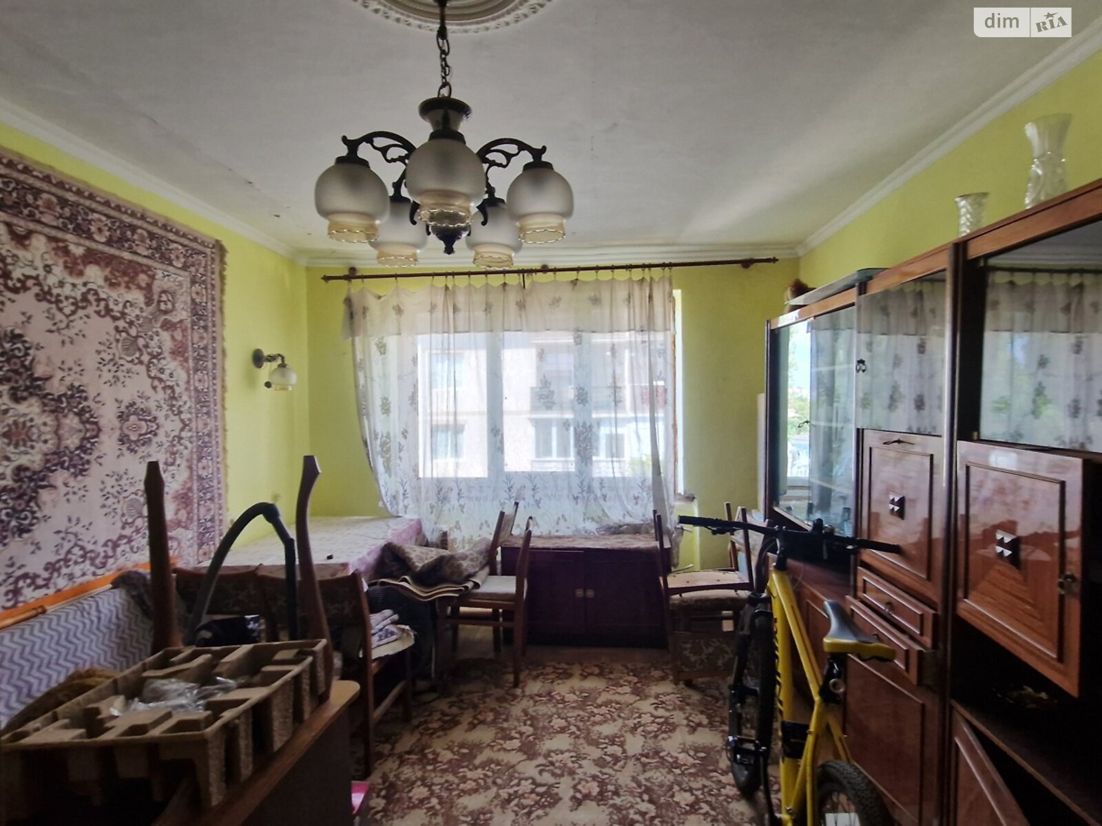 Продажа однокомнатной квартиры в Ужгороде, на ул. Героев 128-й бригады, фото 1 Продажа однокомнатной квартиры в Ужгороде, на ул. Героев 128-й бригады, фото 1