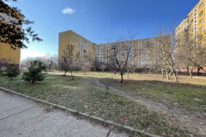 Продажа однокомнатной квартиры в Ужгороде, на ул. Героев 128-й бригады 37, фото 2