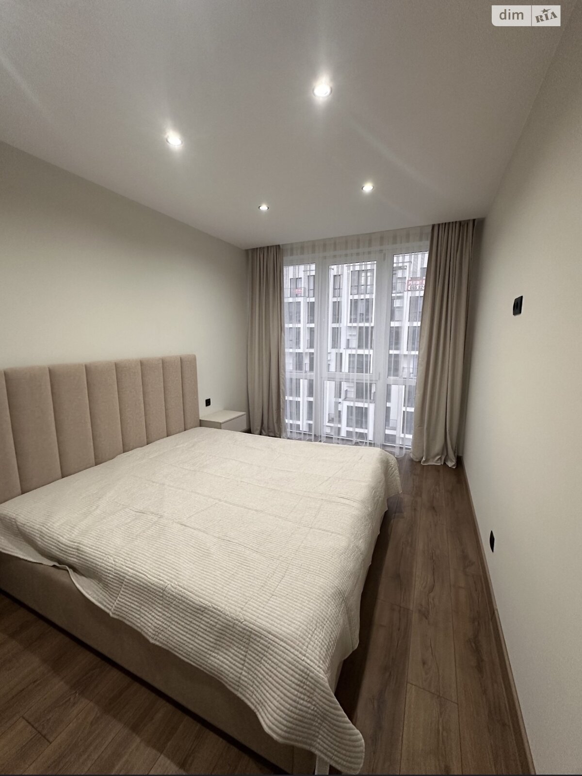 Продаж двокімнатної квартири в Ужгороді, на вул. Баб'яка, фото 1