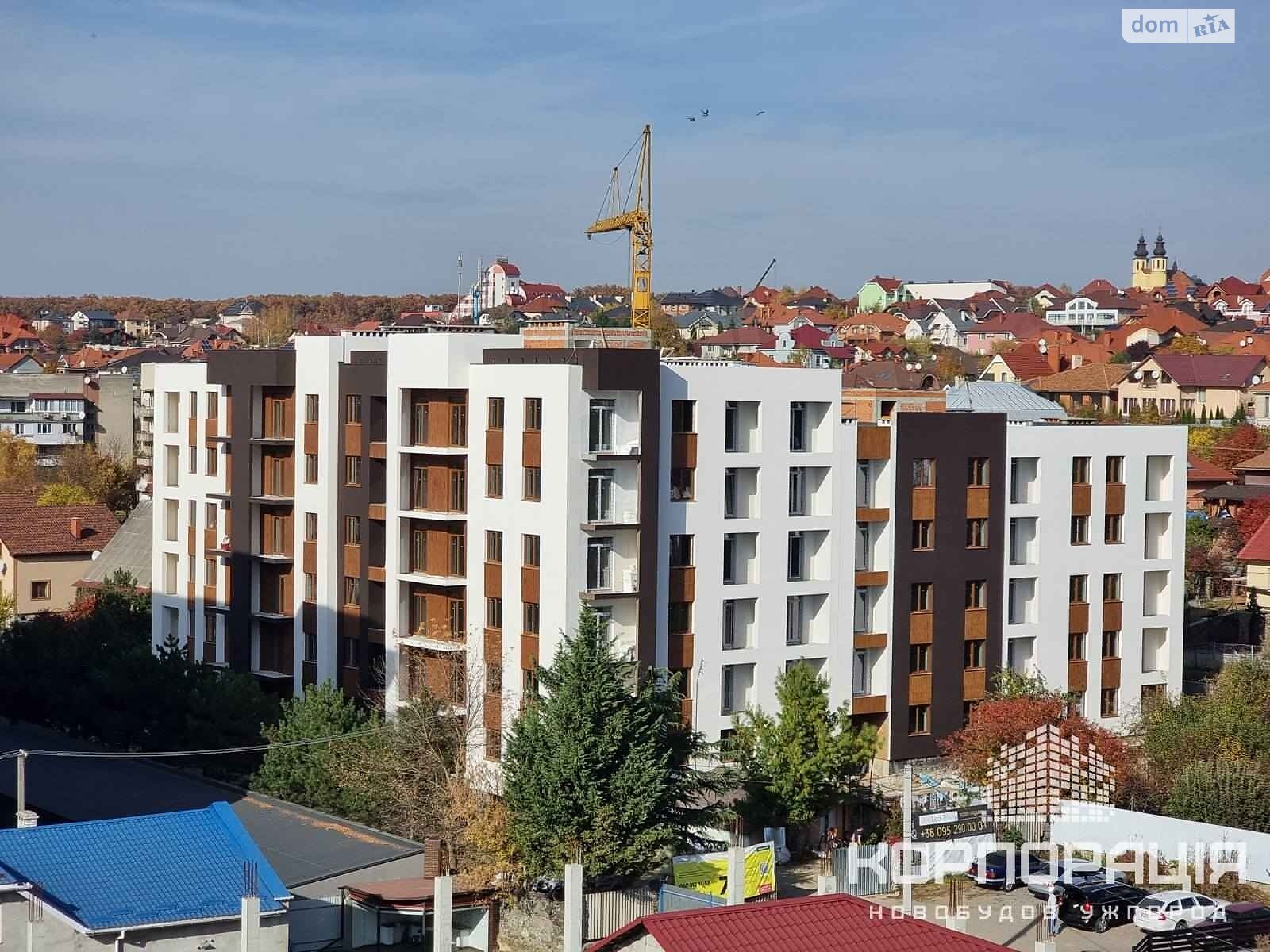 Продаж п`ятикімнатної квартири в Ужгороді, на вул. Миколи Амосова, район БАМ фото 1 Продаж п`ятикімнатної квартири в Ужгороді, на вул. Миколи Амосова, район БАМ фото 1