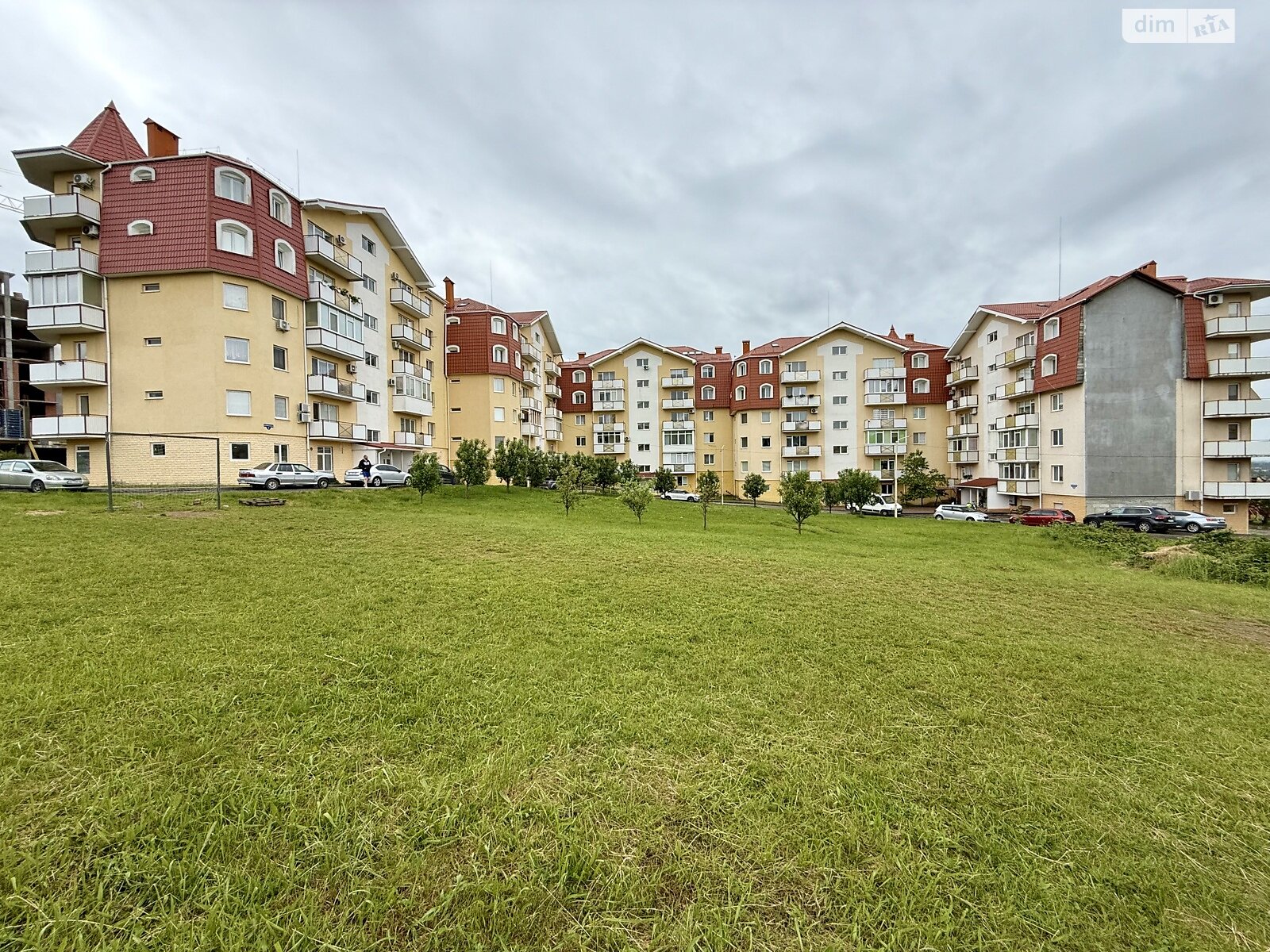 Продаж чотирикімнатної квартири в Ужгороді, на вул. Мальовнича 3, кв. 14, район БАМ фото 1 Продаж чотирикімнатної квартири в Ужгороді, на вул. Мальовнича 3, кв. 14, район БАМ фото 1
