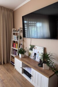 Продажа трехкомнатной квартиры в Ужгороде, на ул. Живописная, район БАМ фото 2