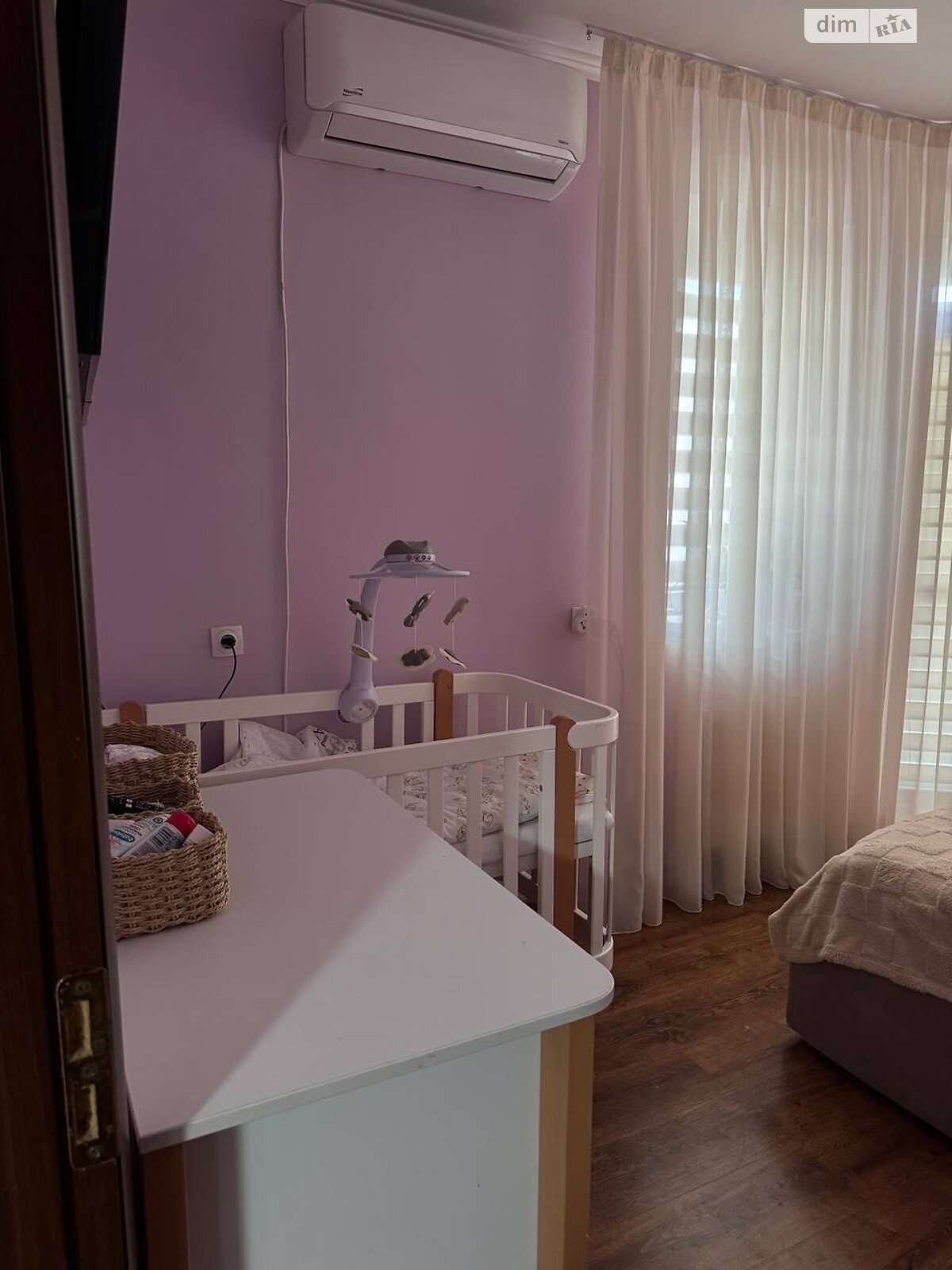 Продажа трехкомнатной квартиры в Ужгороде, на ул. Живописная, район БАМ фото 1