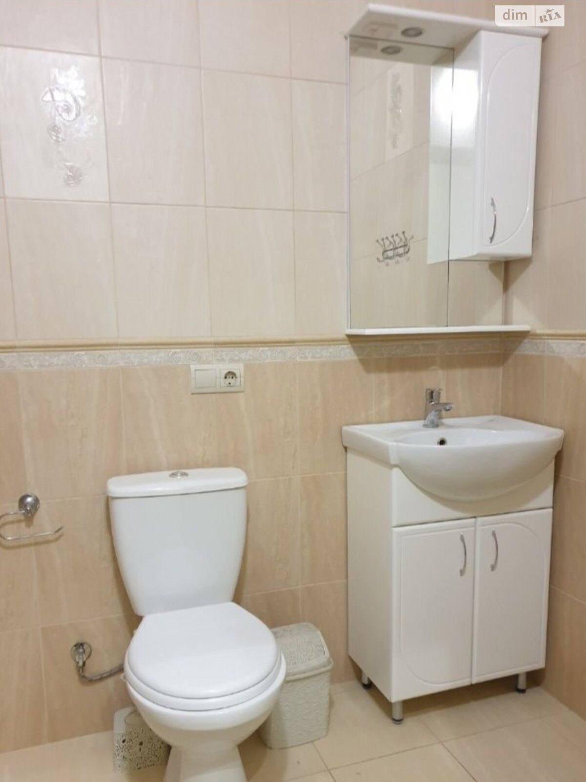 Продаж двокімнатної квартири в Ужгороді, на пров. Леонтовича Миколи 3, район БАМ фото 1 Продаж двокімнатної квартири в Ужгороді, на пров. Леонтовича Миколи 3, район БАМ фото 1