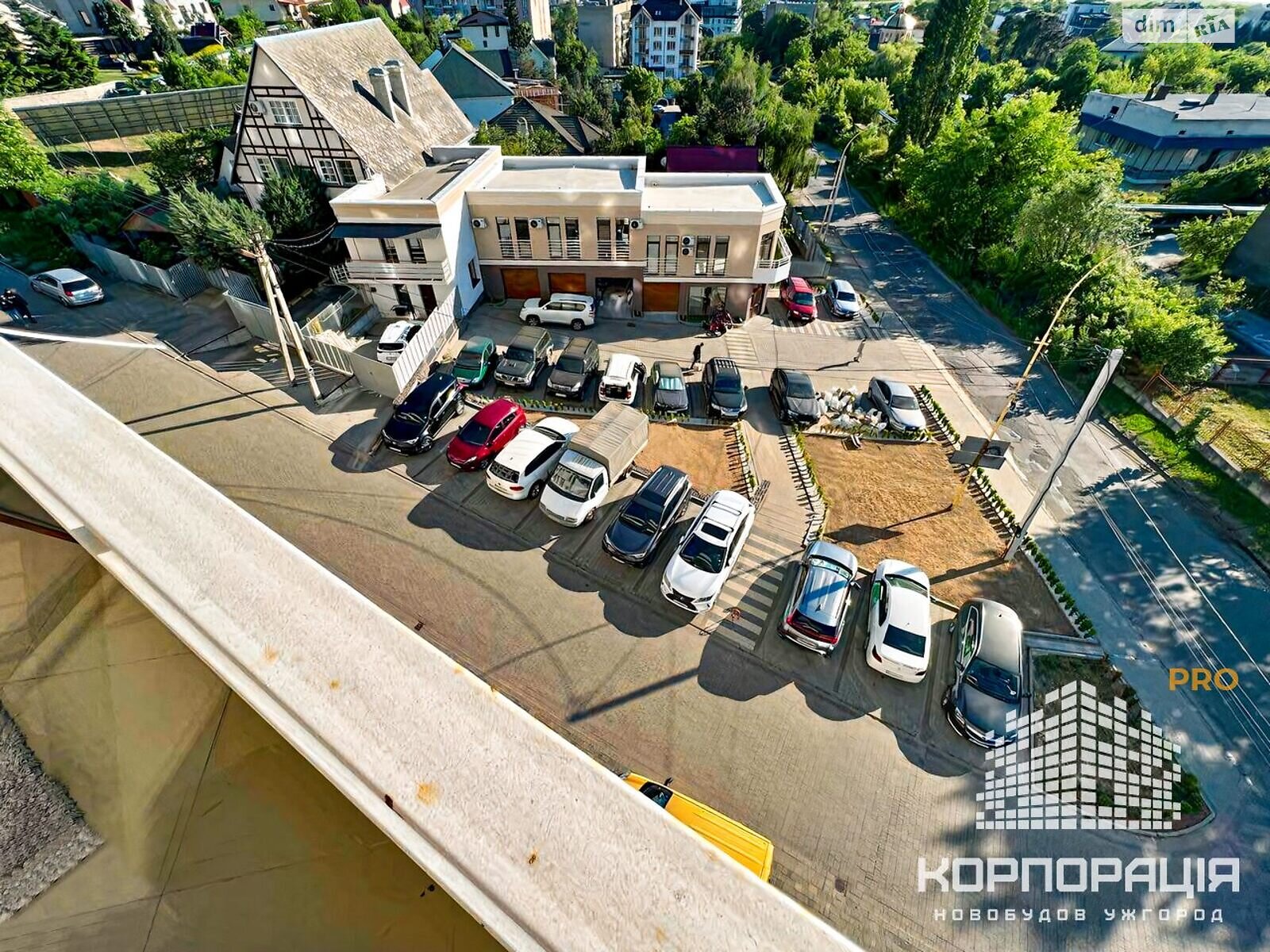 Продажа двухкомнатной квартиры в Ужгороде, на ул. Университетская 25, район БАМ фото 1