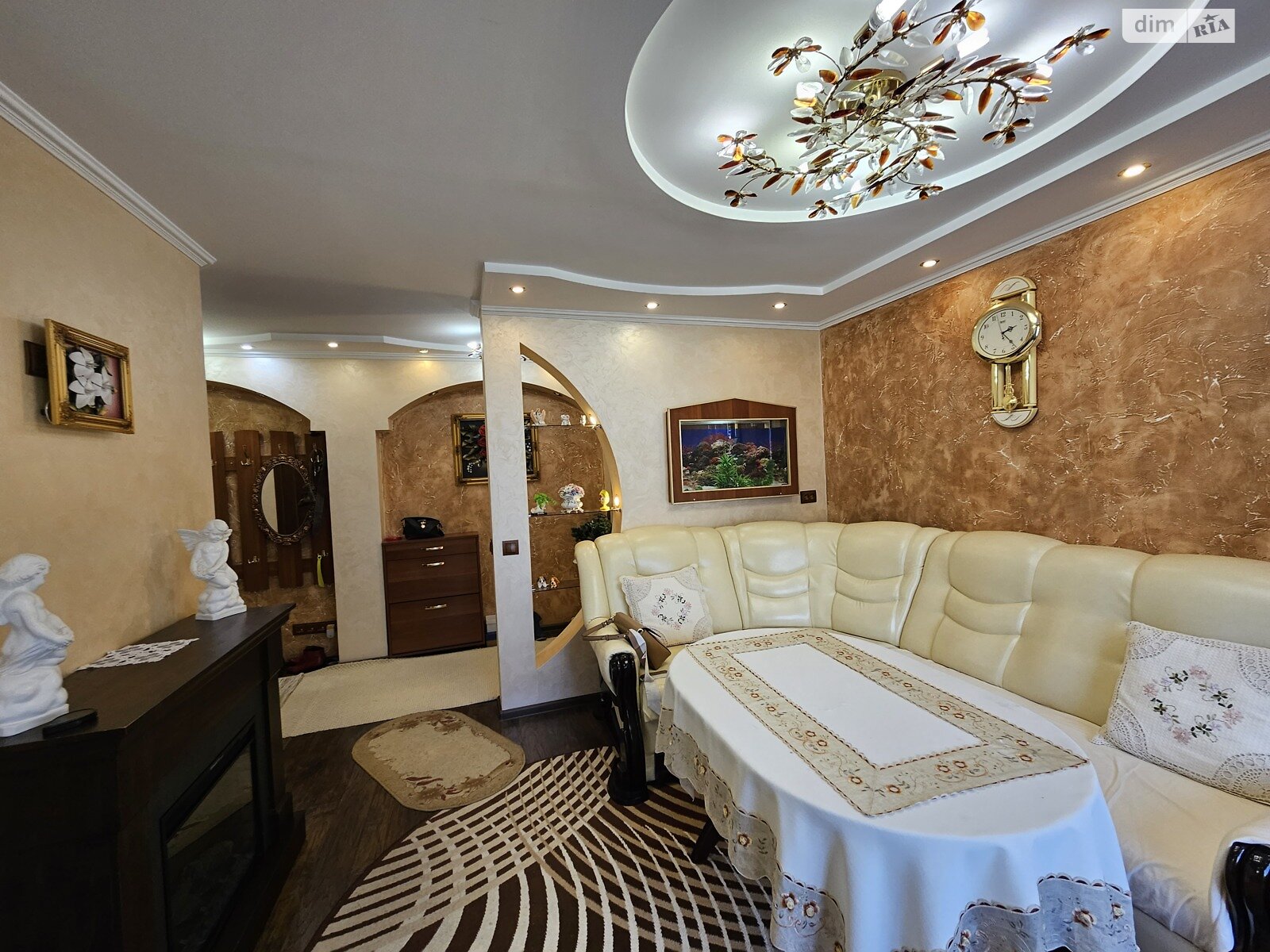 Продажа трехкомнатной квартиры в Ужгороде, на ул. Собранецкая, район БАМ фото 1