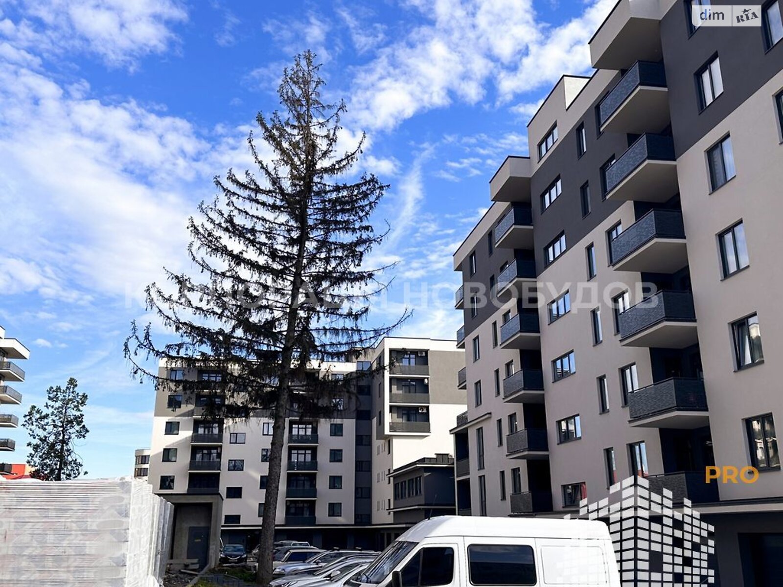 Продаж двокімнатної квартири в Ужгороді, на вул. Собранецька, район БАМ фото 1 Продаж двокімнатної квартири в Ужгороді, на вул. Собранецька, район БАМ фото 1