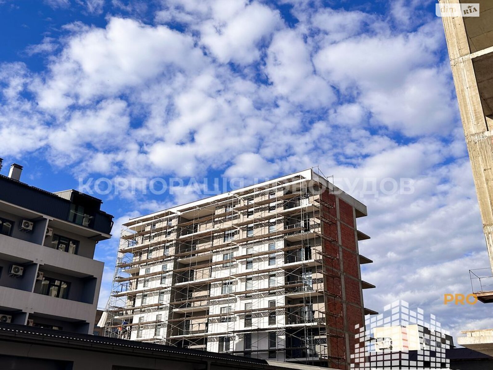 Продажа трехкомнатной квартиры в Ужгороде, на ул. Собранецкая 150А корпус 4, район БАМ фото 1