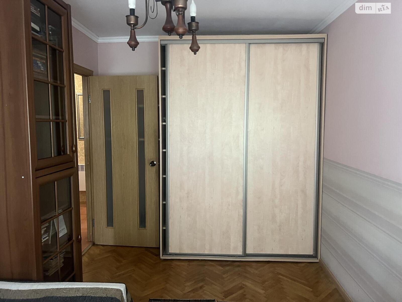 Продажа трехкомнатной квартиры в Ужгороде, на ул. Собранецкая 120, район БАМ фото 1 Продажа трехкомнатной квартиры в Ужгороде, на ул. Собранецкая 120, район БАМ фото 1