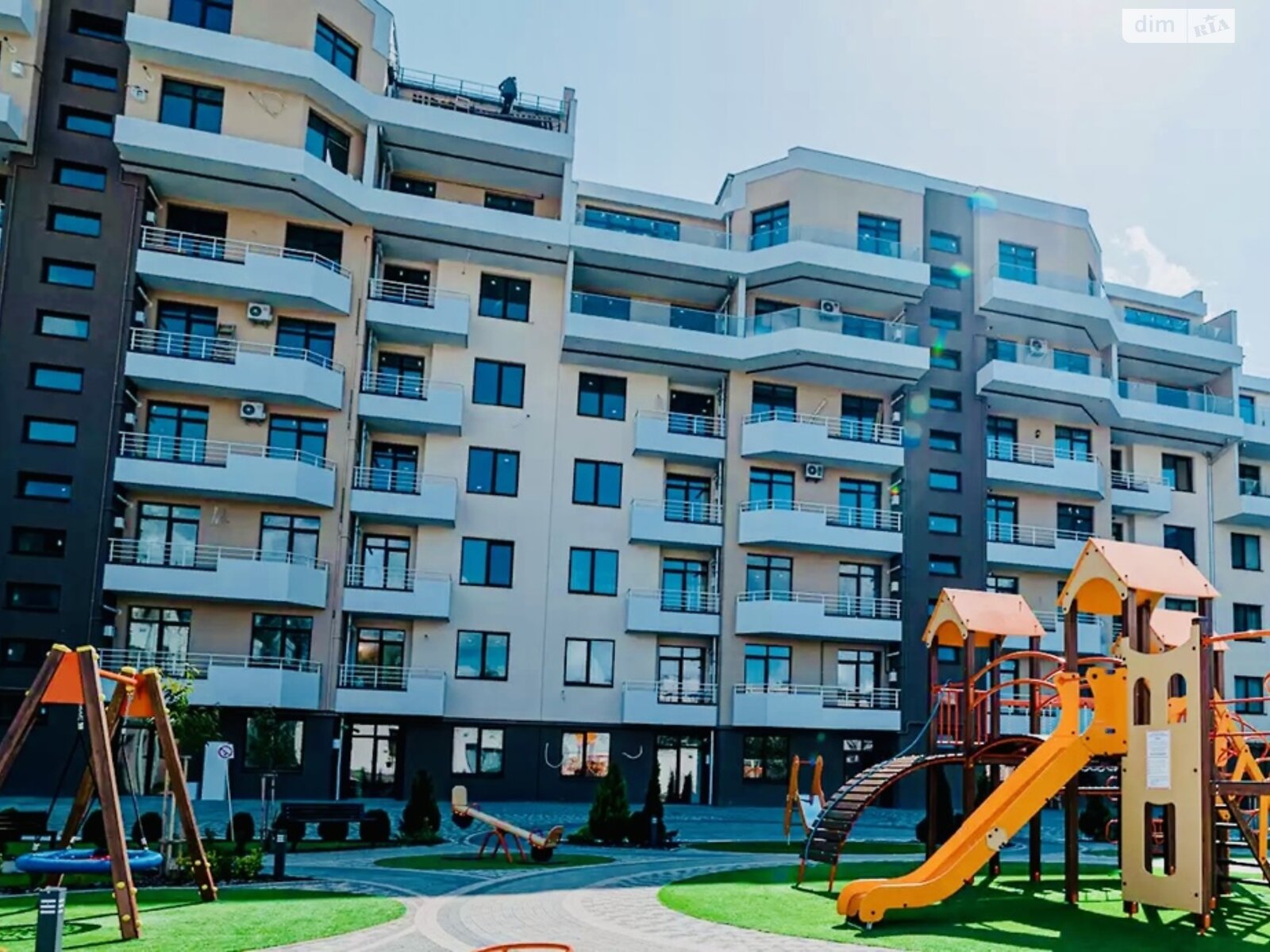 Продажа однокомнатной квартиры в Ужгороде, на ул. Университетская 25, район БАМ фото 1 Продажа однокомнатной квартиры в Ужгороде, на ул. Университетская 25, район БАМ фото 1