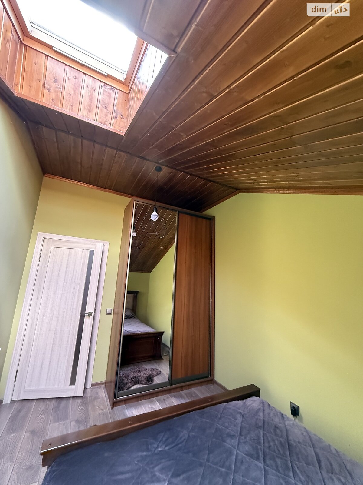 Продаж однокімнатної квартири в Ужгороді, на вул. Університетська 12В, район БАМ фото 1 Продаж однокімнатної квартири в Ужгороді, на вул. Університетська 12В, район БАМ фото 1