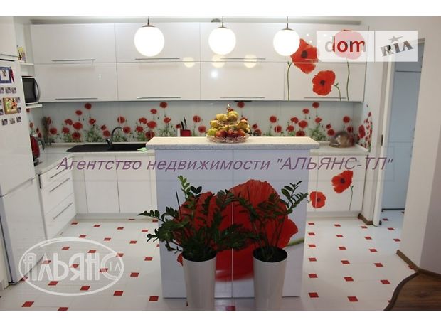 Продаж квартири, 3 кім., Ужгород, Богомольца улица Продаж квартири, 3 кім., Ужгород, Богомольца улица