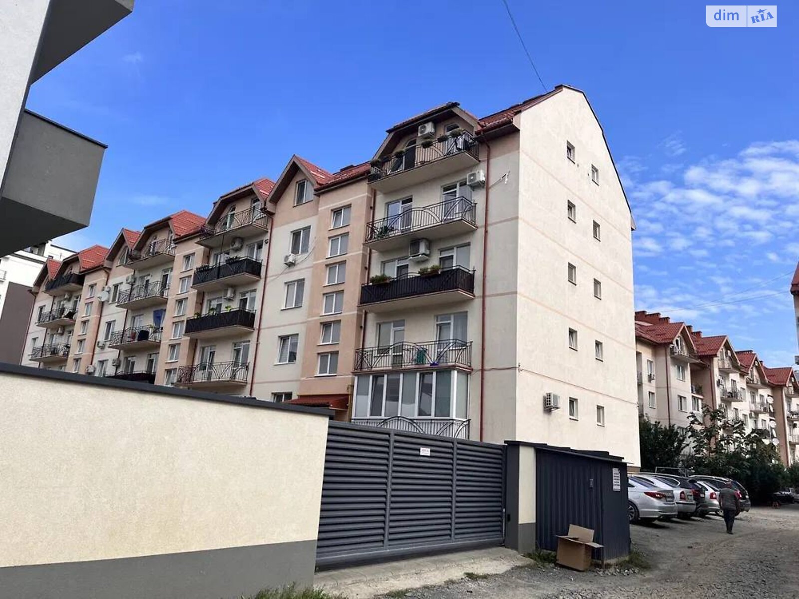 Продажа четырехкомнатной квартиры в Ужгороде, на ул. А. Хиры, район Боздош фото 1 Продажа четырехкомнатной квартиры в Ужгороде, на ул. А. Хиры, район Боздош фото 1