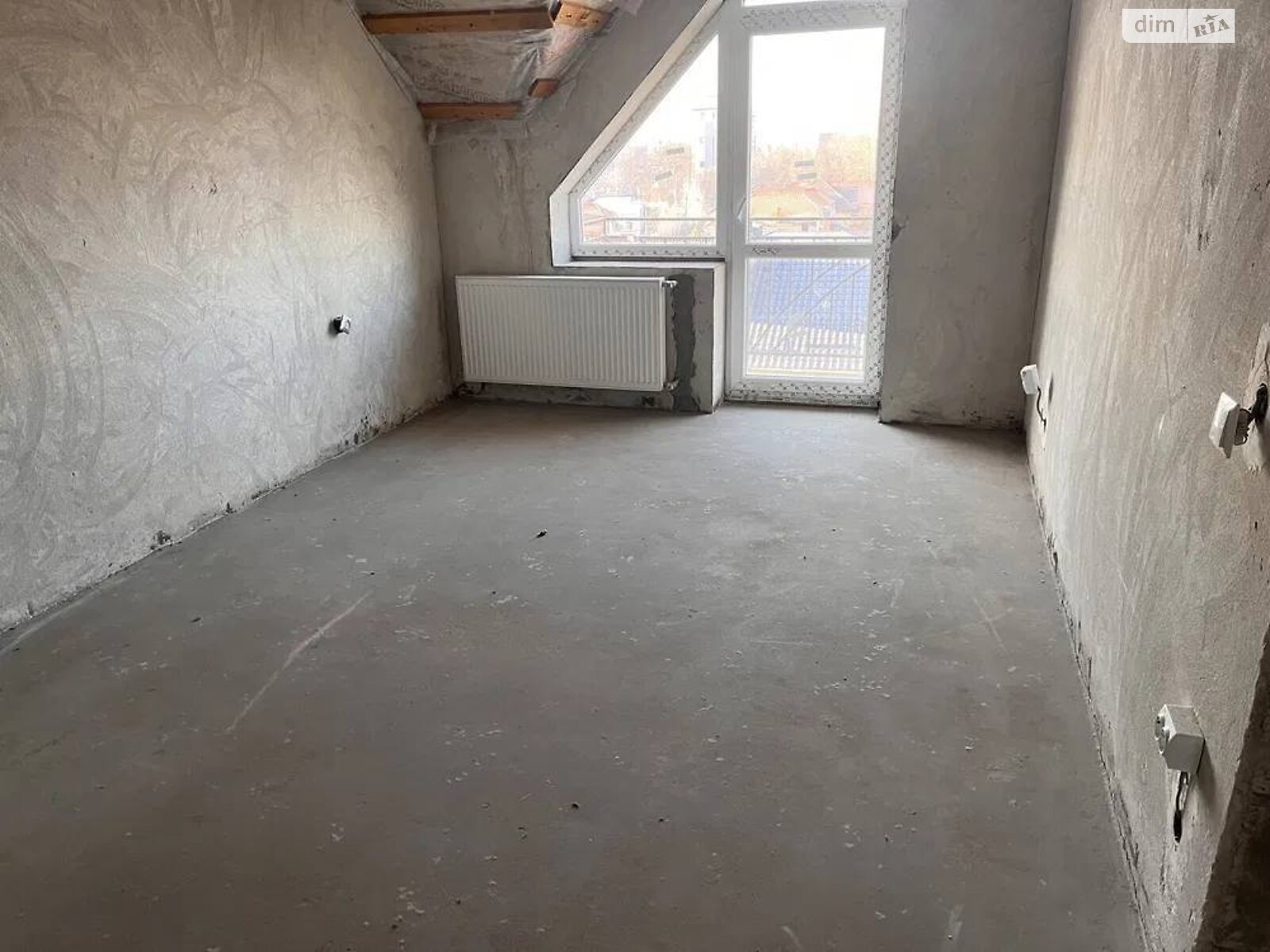 Продажа четырехкомнатной квартиры в Ужгороде, на ул. А. Хиры, район Боздош фото 1 Продажа четырехкомнатной квартиры в Ужгороде, на ул. А. Хиры, район Боздош фото 1