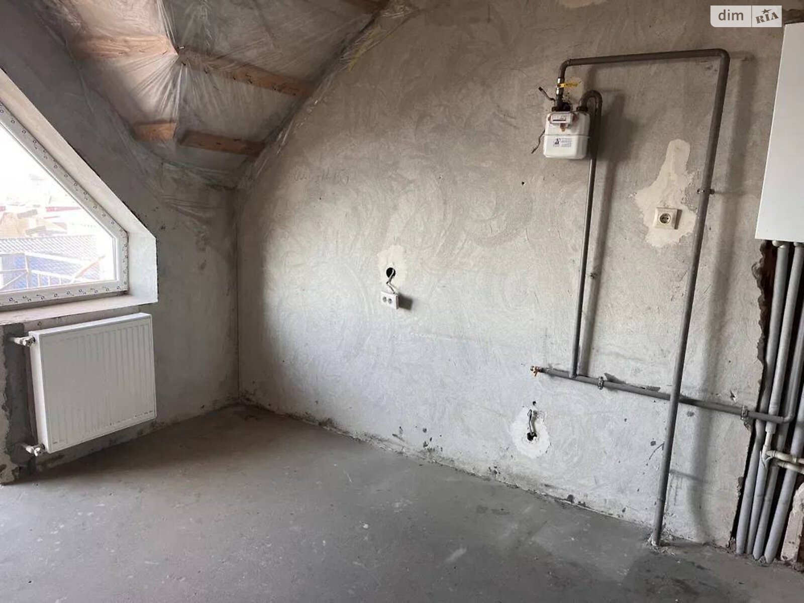 Продажа четырехкомнатной квартиры в Ужгороде, на ул. А. Хиры, район Боздош фото 1 Продажа четырехкомнатной квартиры в Ужгороде, на ул. А. Хиры, район Боздош фото 1