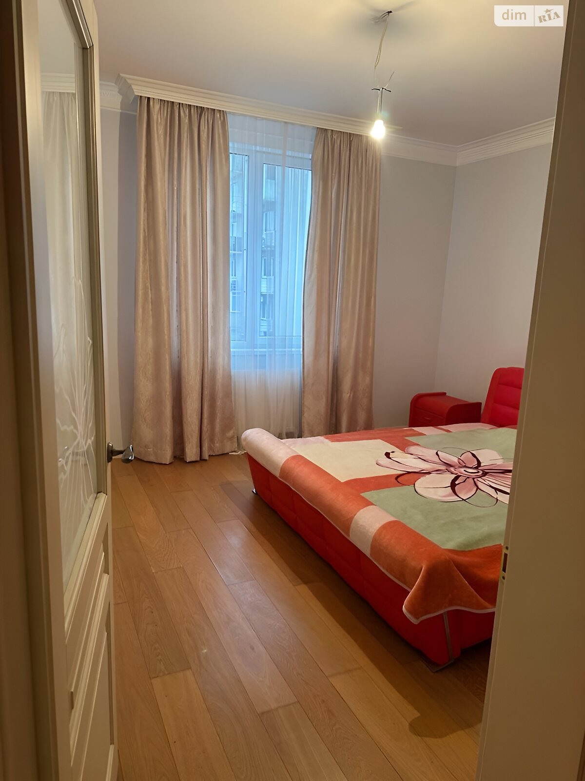Продажа трехкомнатной квартиры в Ужгороде, на ул. Хиры Александра 1, кв. 5, район Боздош фото 1 Продажа трехкомнатной квартиры в Ужгороде, на ул. Хиры Александра 1, кв. 5, район Боздош фото 1