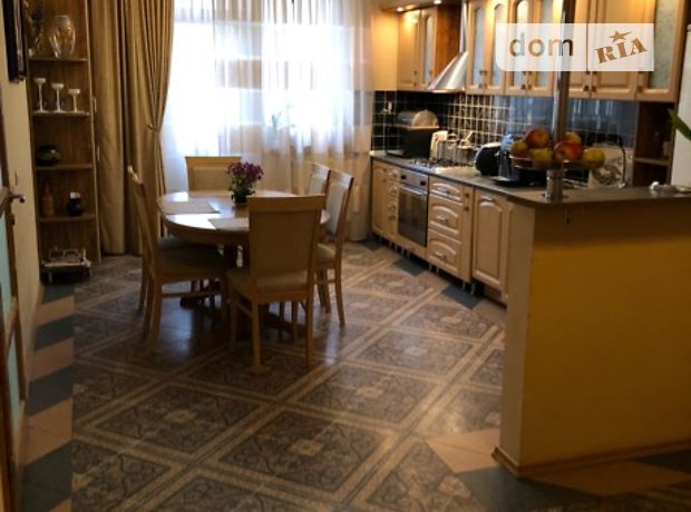 Продажа квартиры, 3 ком., Ужгород, р‑н. Боздош, Климпуша улица Продажа квартиры, 3 ком., Ужгород, р‑н. Боздош, Климпуша улица