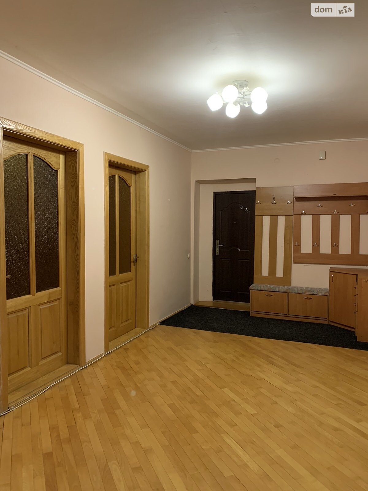 Продаж чотирикімнатної квартири в Ужгороді, на вул. Володимирська 78, район Боздош фото 1 Продаж чотирикімнатної квартири в Ужгороді, на вул. Володимирська 78, район Боздош фото 1