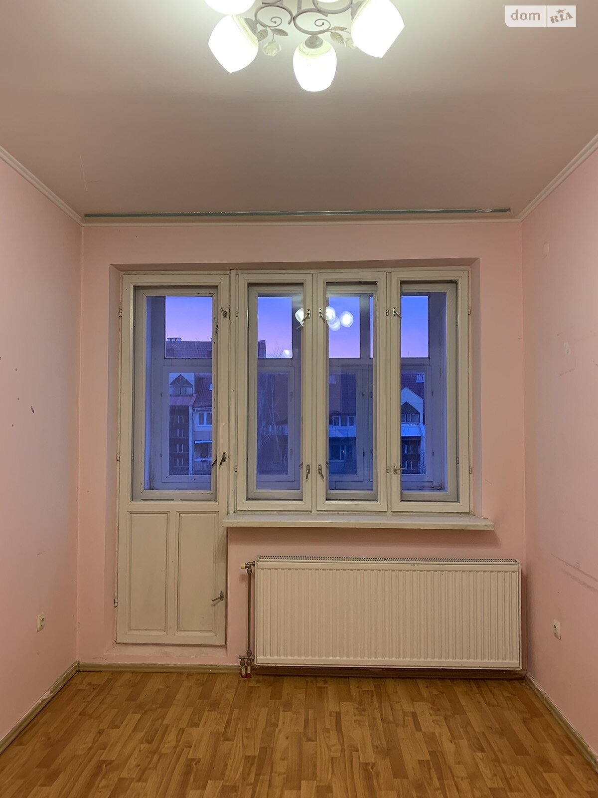 Продаж чотирикімнатної квартири в Ужгороді, на вул. Володимирська 78, район Боздош фото 1 Продаж чотирикімнатної квартири в Ужгороді, на вул. Володимирська 78, район Боздош фото 1