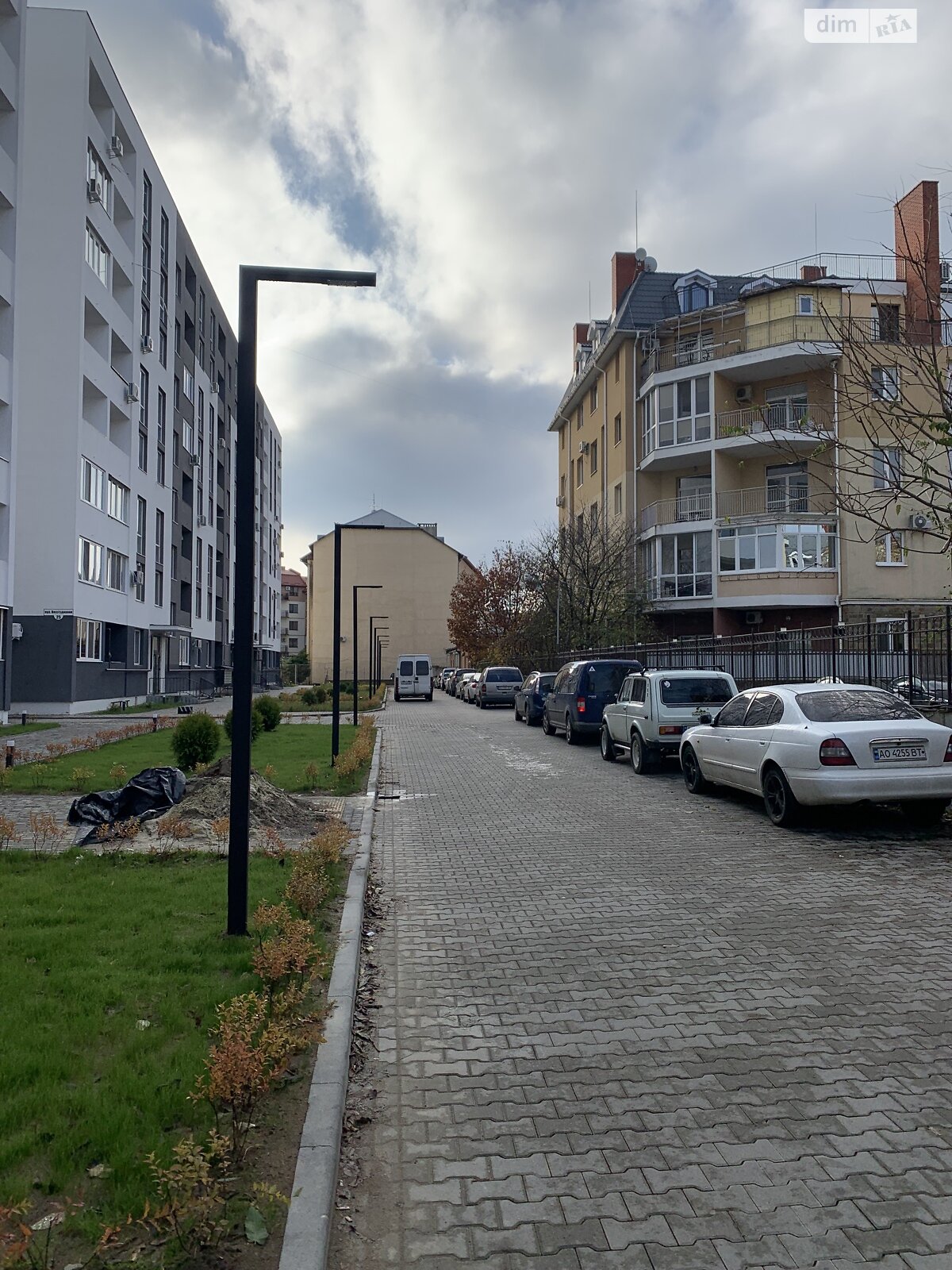 Продажа трехкомнатной квартиры в Ужгороде, на наб. Славянская 111, кв. 11, район Боздош фото 1