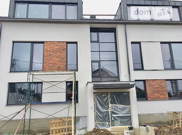 Продажа трехкомнатной квартиры в Ужгороде, на ул. Линтура район Боздош фото 1 Продажа трехкомнатной квартиры в Ужгороде, на ул. Линтура район Боздош фото 1