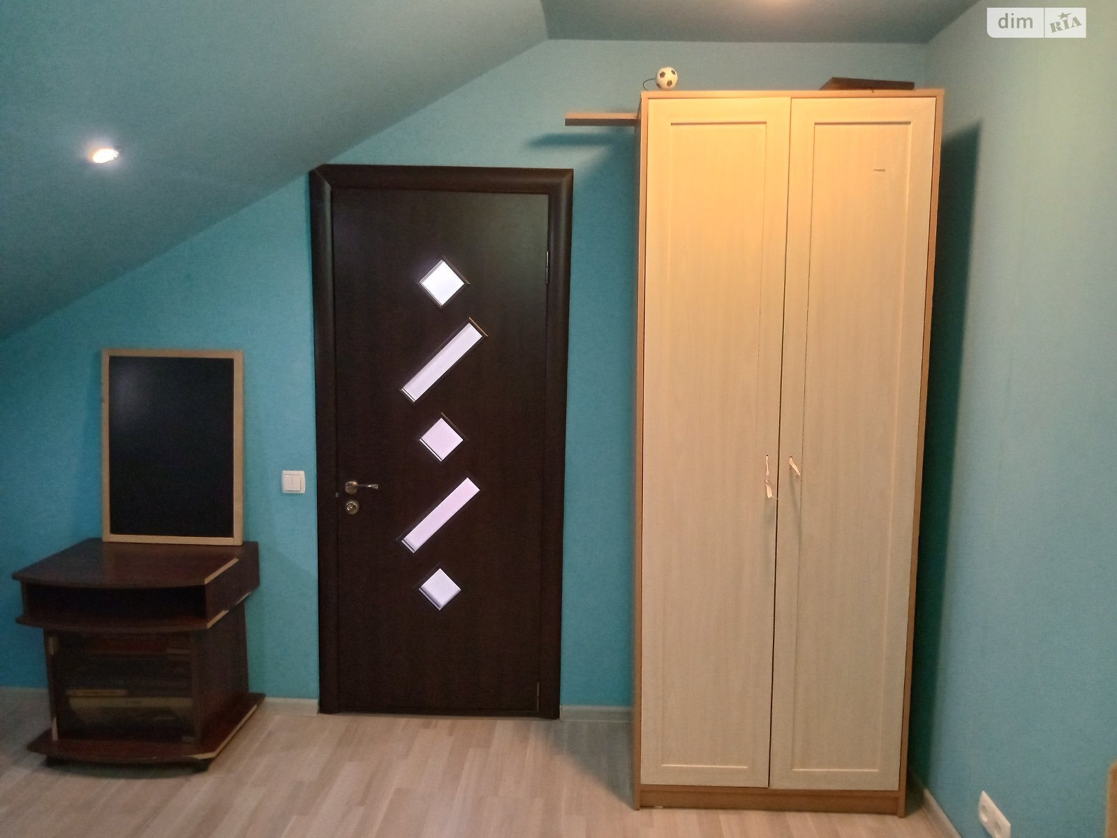 Продажа трехкомнатной квартиры в Ужгороде, на ул. Петра Линтура 10, район Боздош фото 1