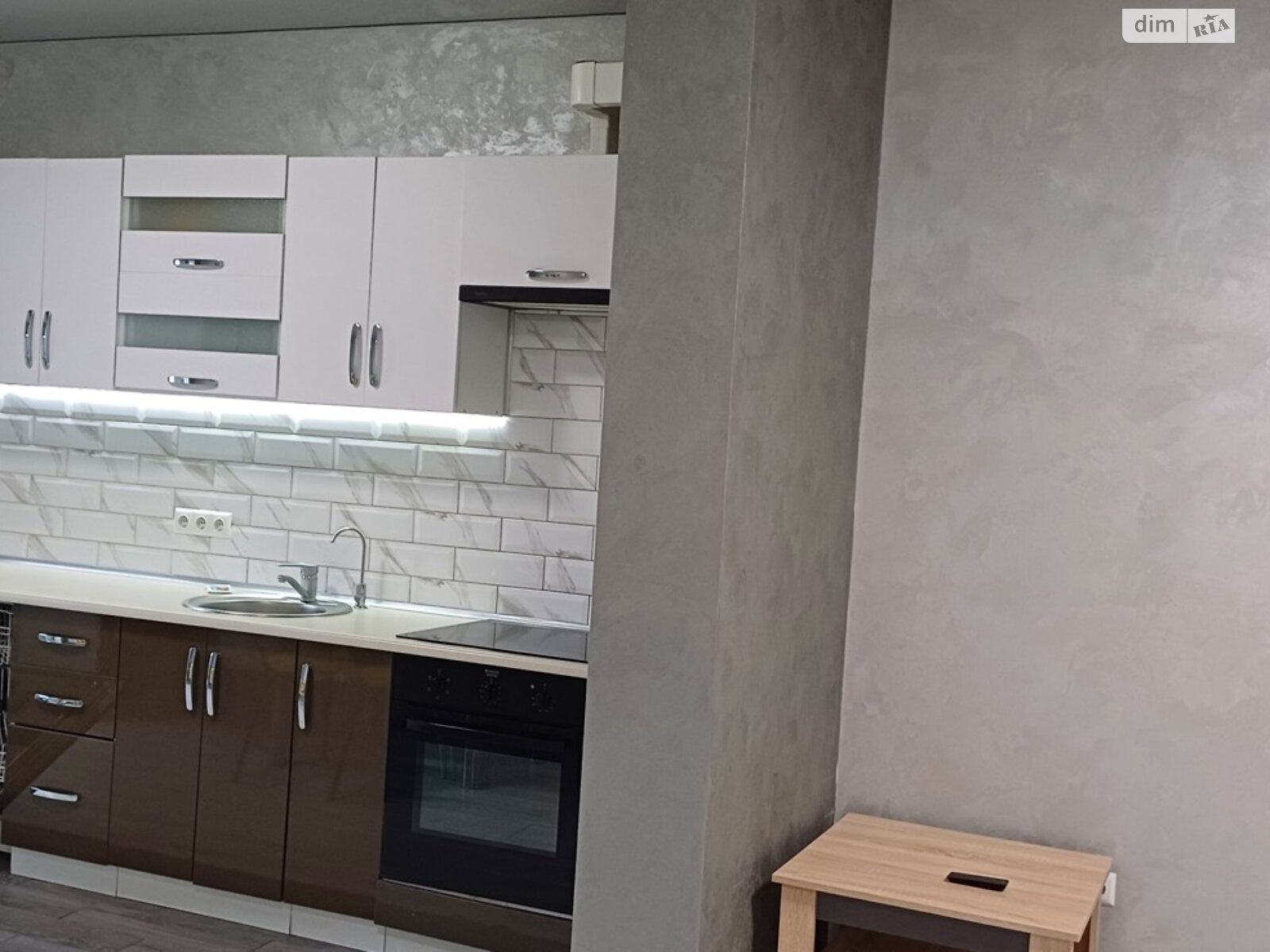 Продаж двокімнатної квартири в Ужгороді, на вул. Петра Лінтура, район Боздош фото 1 Продаж двокімнатної квартири в Ужгороді, на вул. Петра Лінтура, район Боздош фото 1