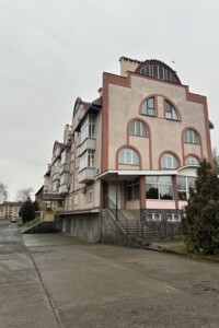 Продажа четырехкомнатной квартиры в Ужгороде, на ул. Победы 173, кв. 24, район Боздош фото 2