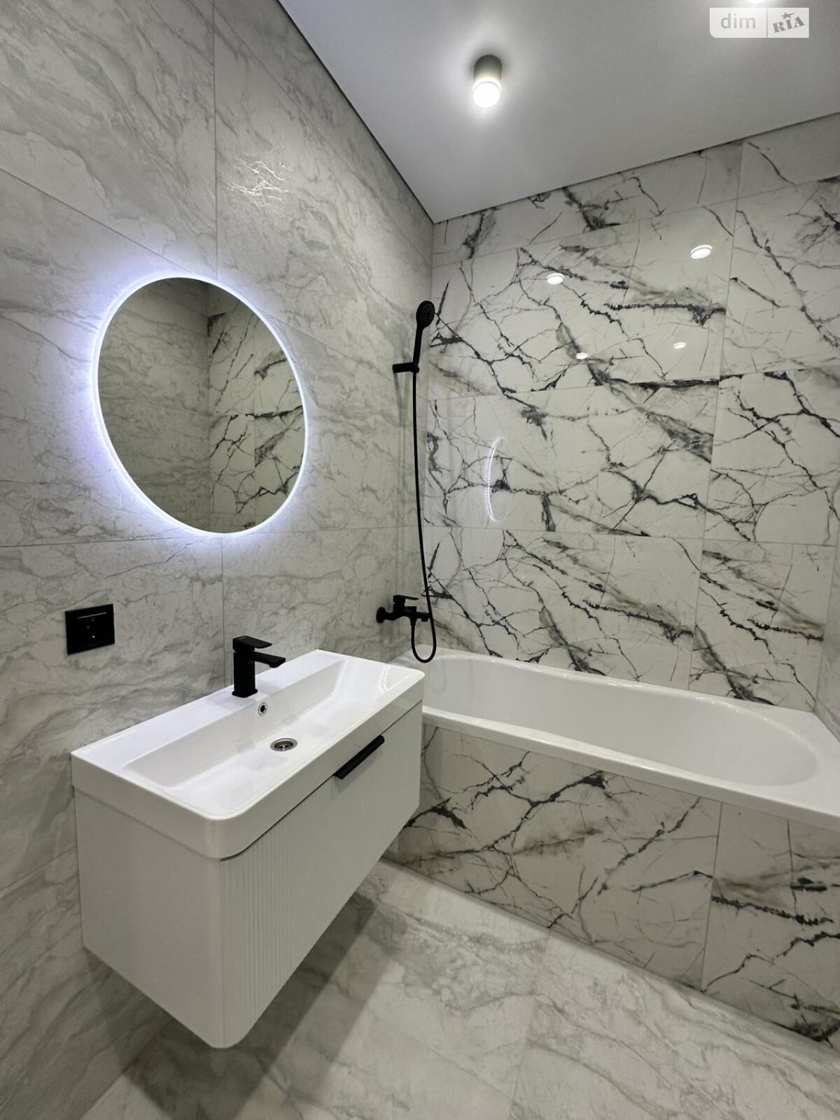 Продажа двухкомнатной квартиры в Ужгороде, на ул. Капушанская 150, район Боздош фото 1