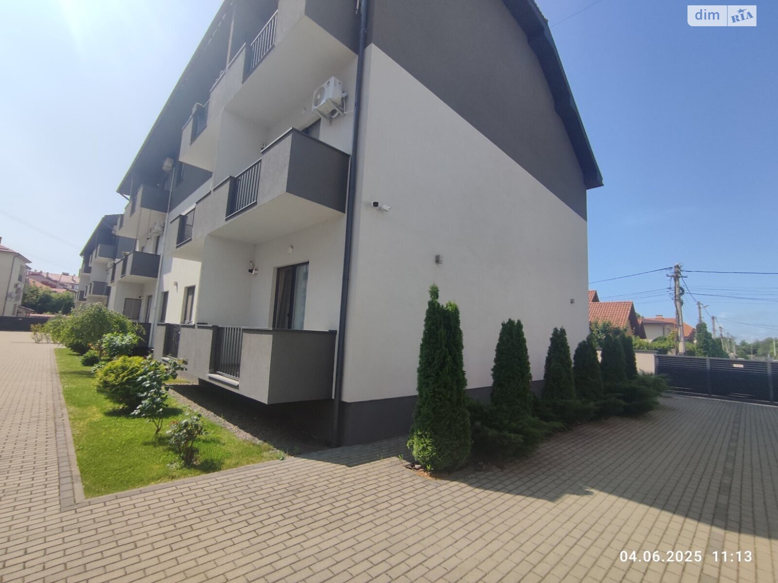 Продаж трикімнатної квартири в Ужгороді, на вул. Шандора Вікентія 21, район Боздош фото 1 Продаж трикімнатної квартири в Ужгороді, на вул. Шандора Вікентія 21, район Боздош фото 1