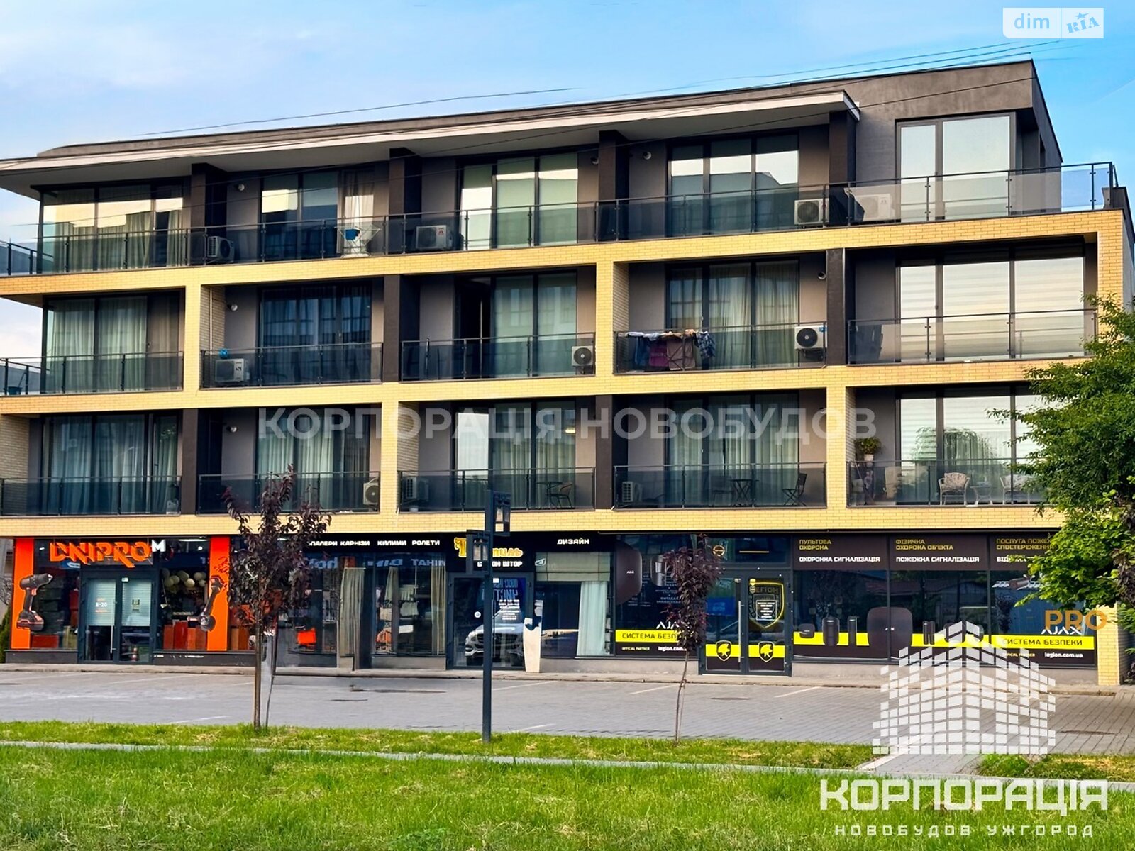 Продаж однокімнатної квартири в Ужгороді, на вул. Снігурського 15, район Боздош фото 1 Продаж однокімнатної квартири в Ужгороді, на вул. Снігурського 15, район Боздош фото 1
