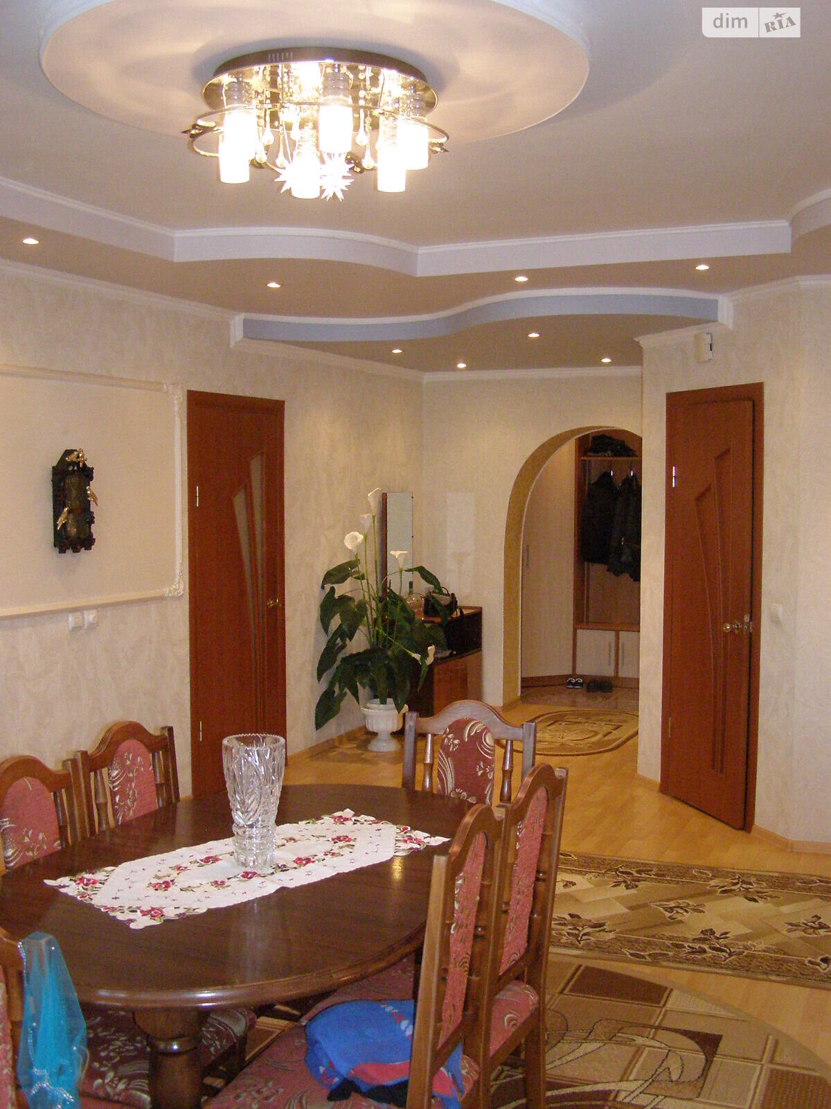 Продажа трехкомнатной квартиры в Ужгороде, на ул. Владимирская, район Боздош фото 1