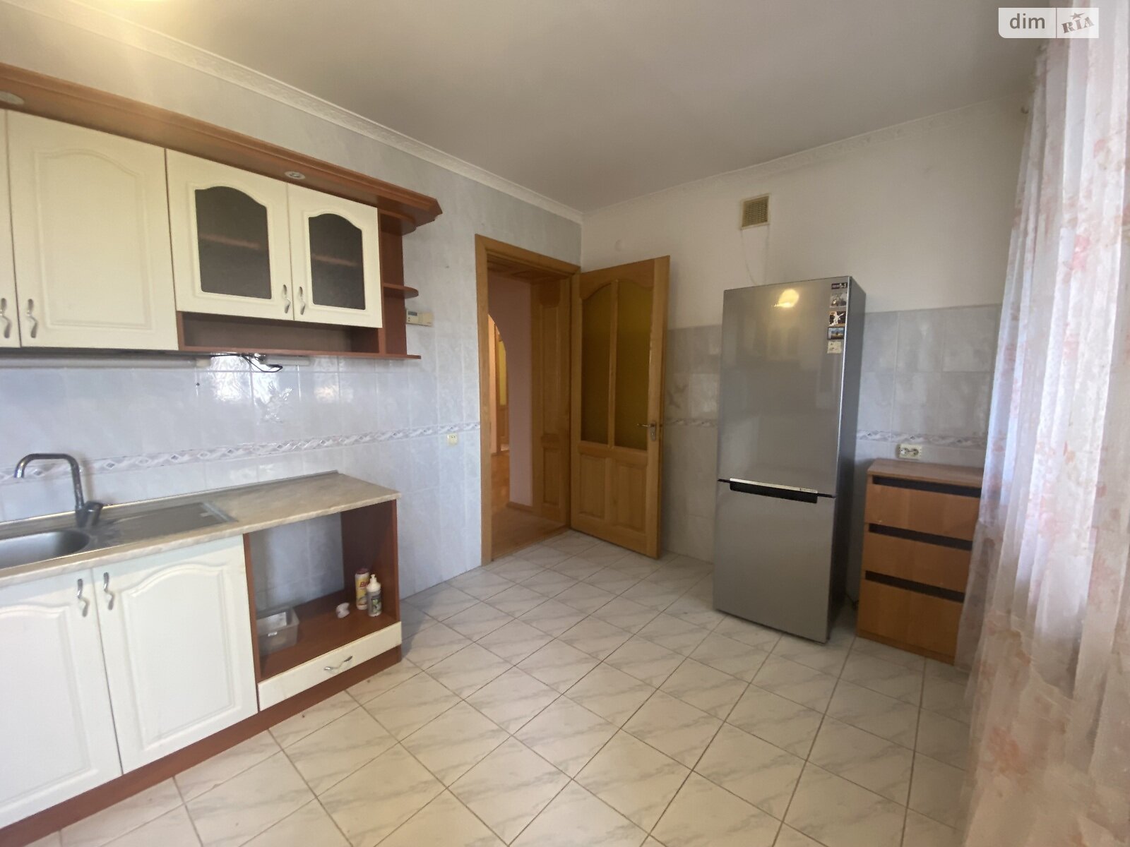 Продаж чотирикімнатної квартири в Ужгороді, на вул. Володимирська, район Боздош фото 1 Продаж чотирикімнатної квартири в Ужгороді, на вул. Володимирська, район Боздош фото 1