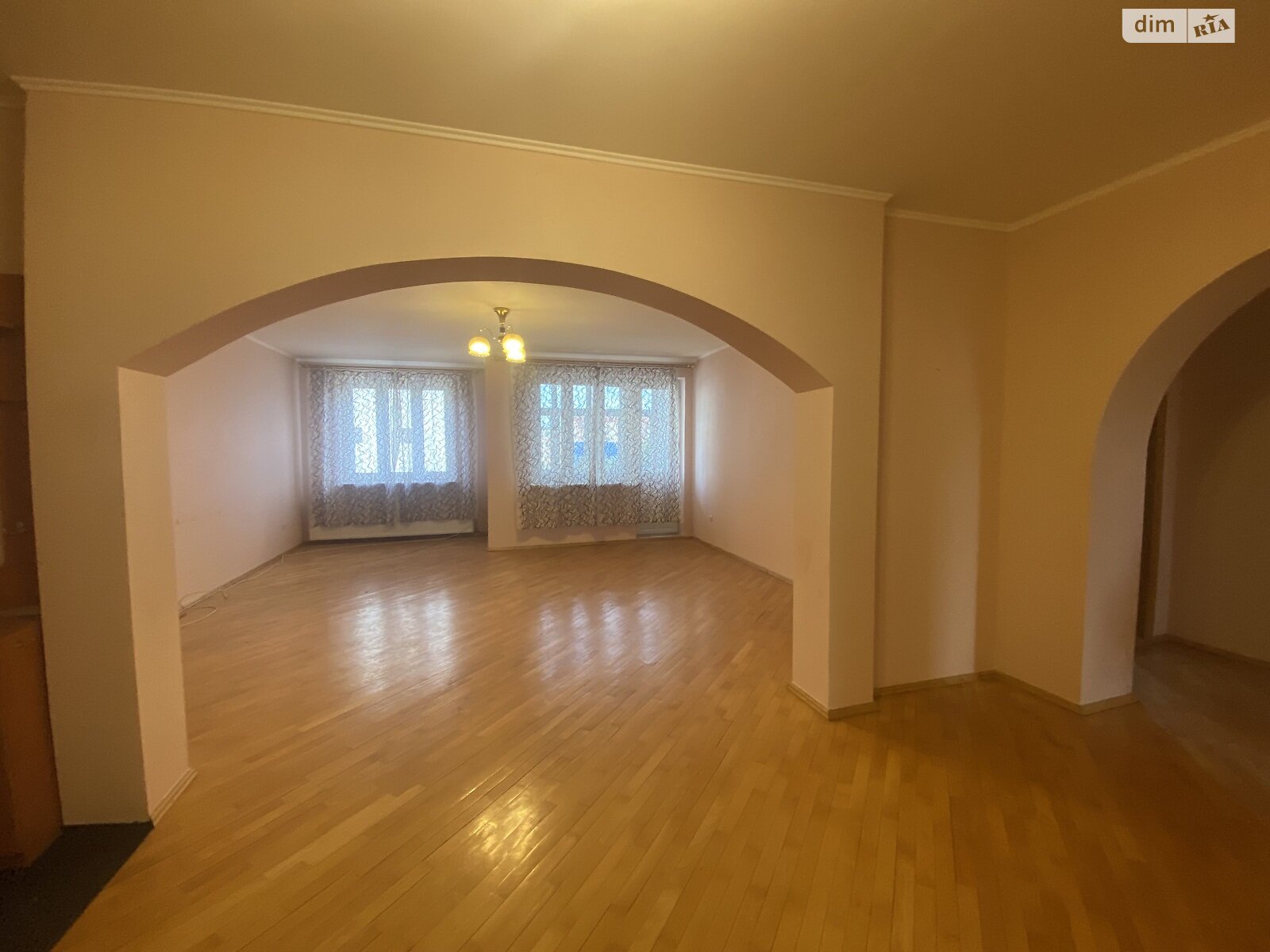 Продаж чотирикімнатної квартири в Ужгороді, на вул. Володимирська, район Боздош фото 1 Продаж чотирикімнатної квартири в Ужгороді, на вул. Володимирська, район Боздош фото 1