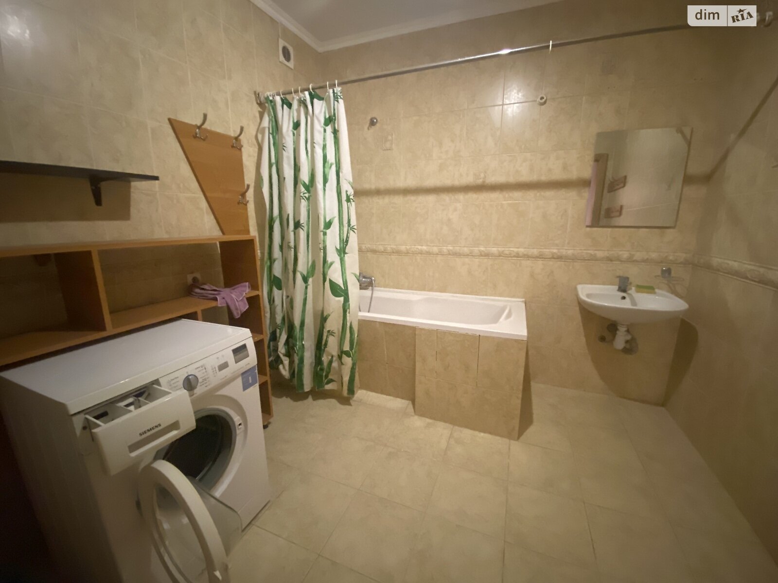 Продаж чотирикімнатної квартири в Ужгороді, на вул. Володимирська, район Боздош фото 1 Продаж чотирикімнатної квартири в Ужгороді, на вул. Володимирська, район Боздош фото 1