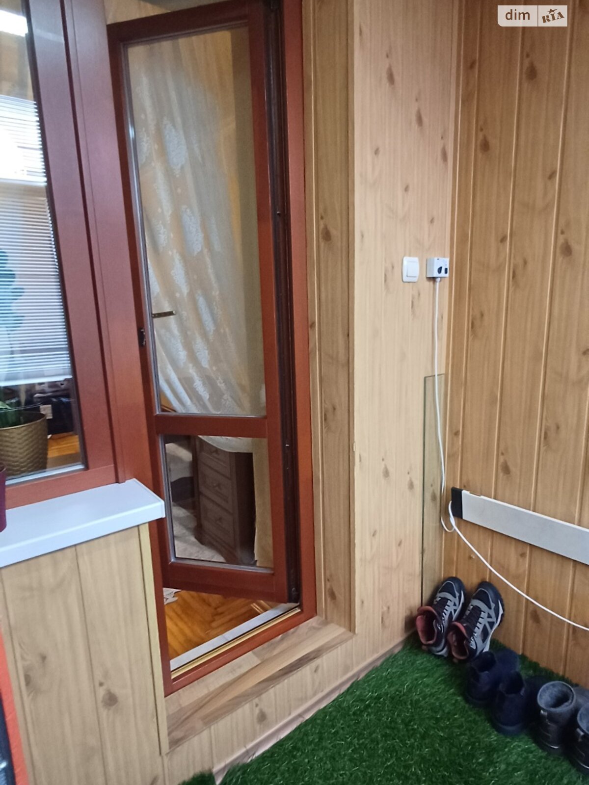Продажа трехкомнатной квартиры в Ужгороде, на ул. Владимирская, район Боздош фото 1 Продажа трехкомнатной квартиры в Ужгороде, на ул. Владимирская, район Боздош фото 1