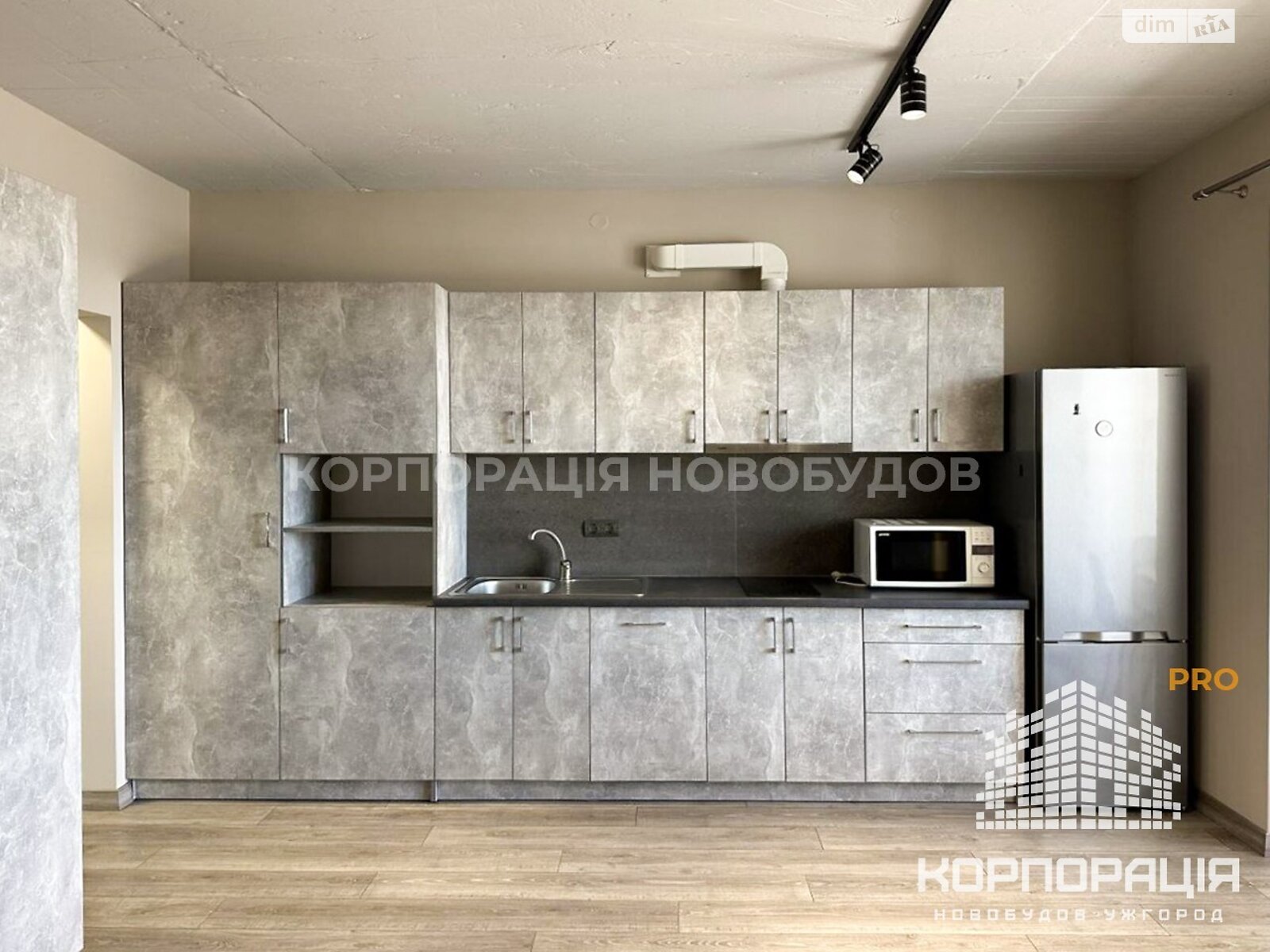 Продаж однокімнатної квартири в Ужгороді, на вул. Володимирська 90, район Боздош фото 1 Продаж однокімнатної квартири в Ужгороді, на вул. Володимирська 90, район Боздош фото 1