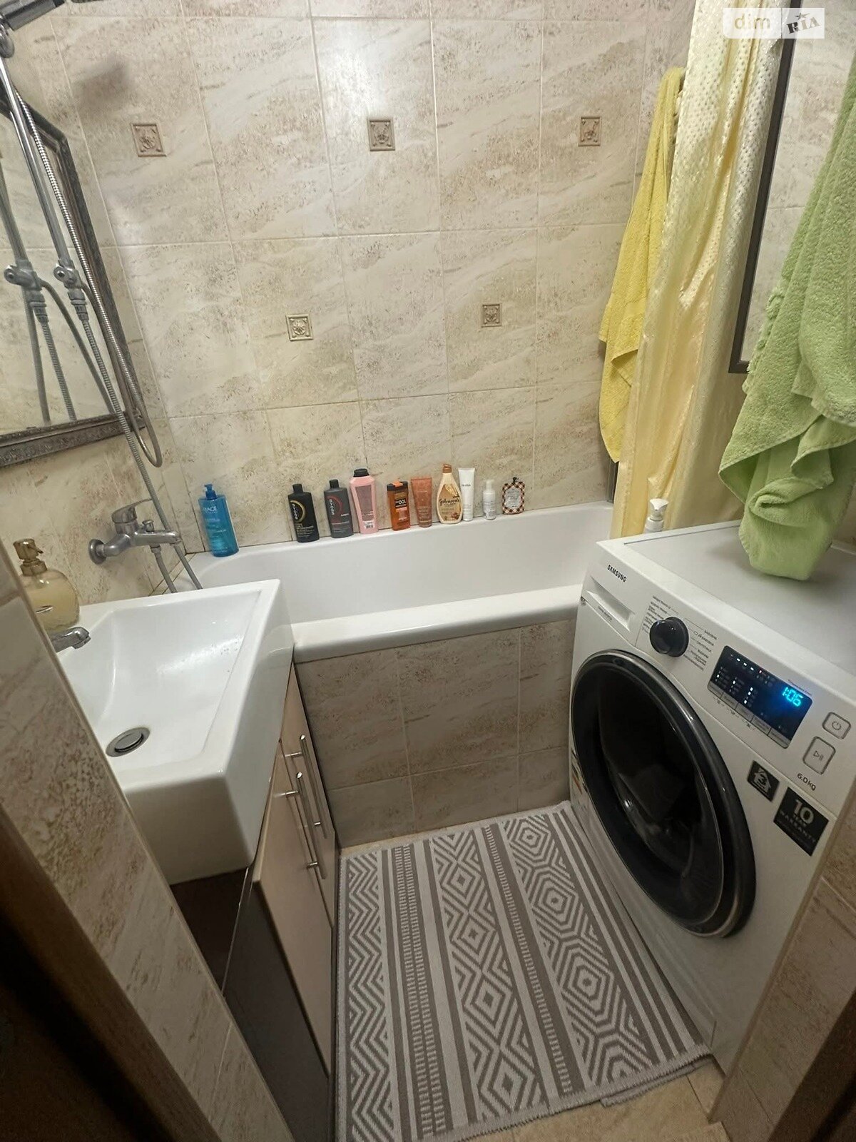 Продажа трехкомнатной квартиры в Ужгороде, на ул. Владимирская, район Боздош фото 1 Продажа трехкомнатной квартиры в Ужгороде, на ул. Владимирская, район Боздош фото 1