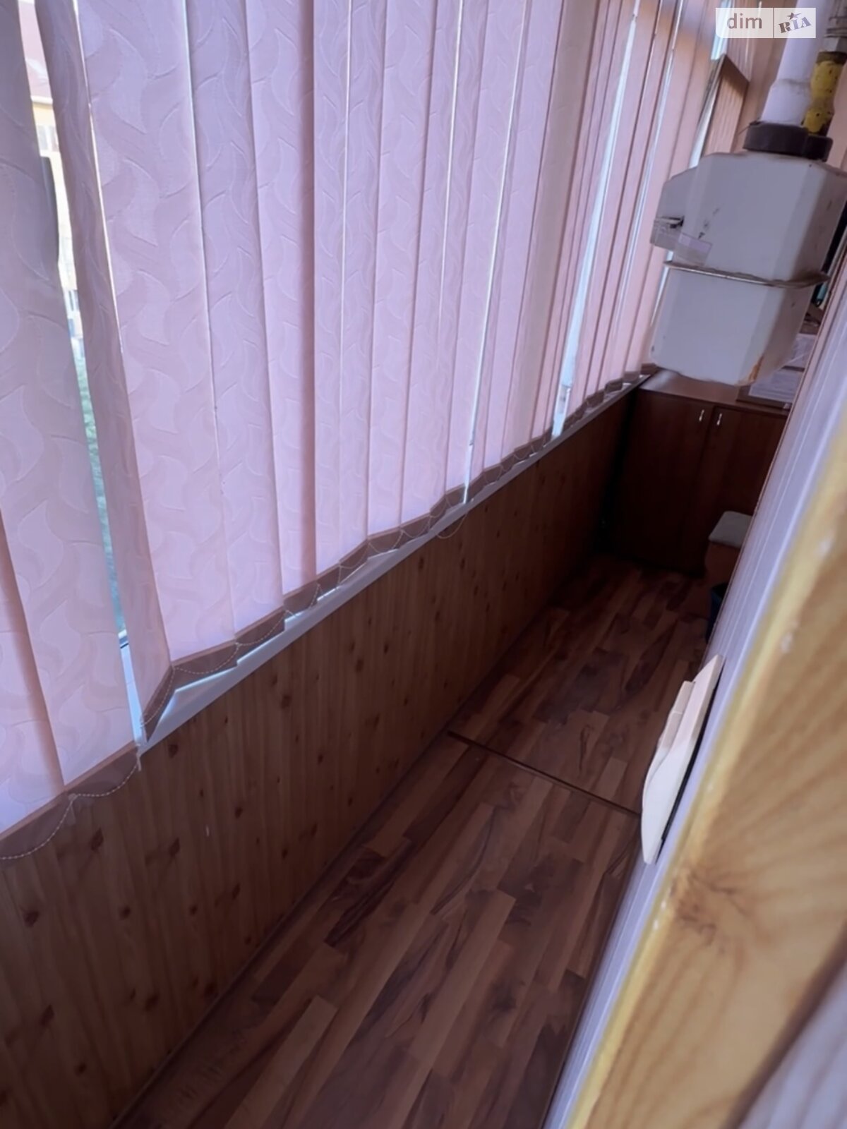 Продаж трикімнатної квартири в Ужгороді, на вул. Володимирська 63А, район Боздош фото 1 Продаж трикімнатної квартири в Ужгороді, на вул. Володимирська 63А, район Боздош фото 1