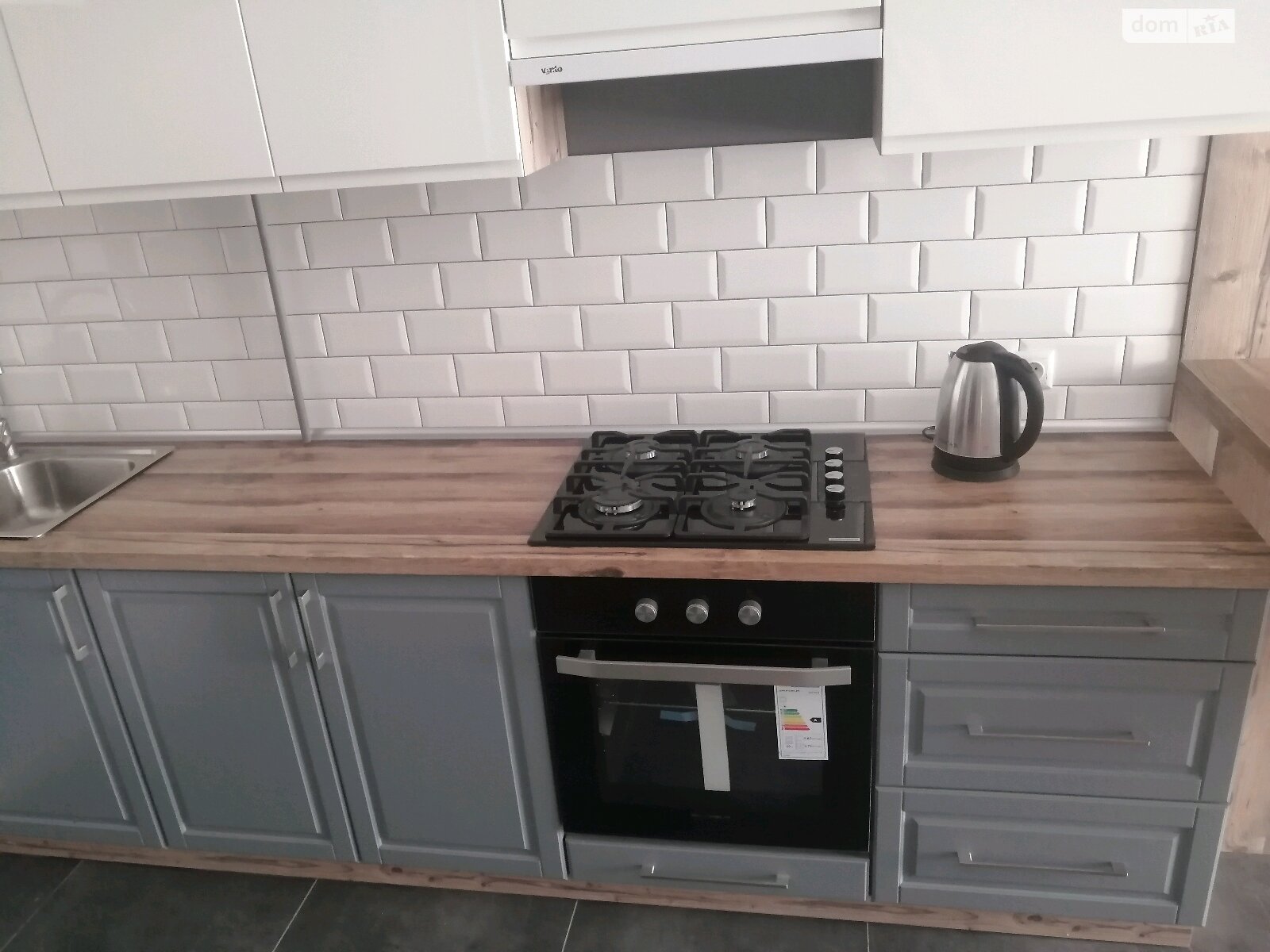 Продажа двухкомнатной квартиры в Ужгороде, на ул. Гленца, район Боздош фото 1 Продажа двухкомнатной квартиры в Ужгороде, на ул. Гленца, район Боздош фото 1
