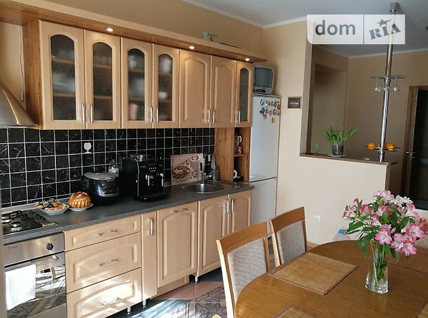 Продажа квартиры, 3 ком., Ужгород, р‑н. Боздош, Климпуша Продажа квартиры, 3 ком., Ужгород, р‑н. Боздош, Климпуша