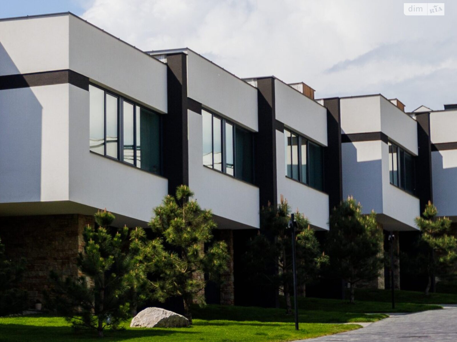 Продажа однокомнатной квартиры в Ужгороде, на ул. Запорожская 1, район Червеница фото 1 Продажа однокомнатной квартиры в Ужгороде, на ул. Запорожская 1, район Червеница фото 1