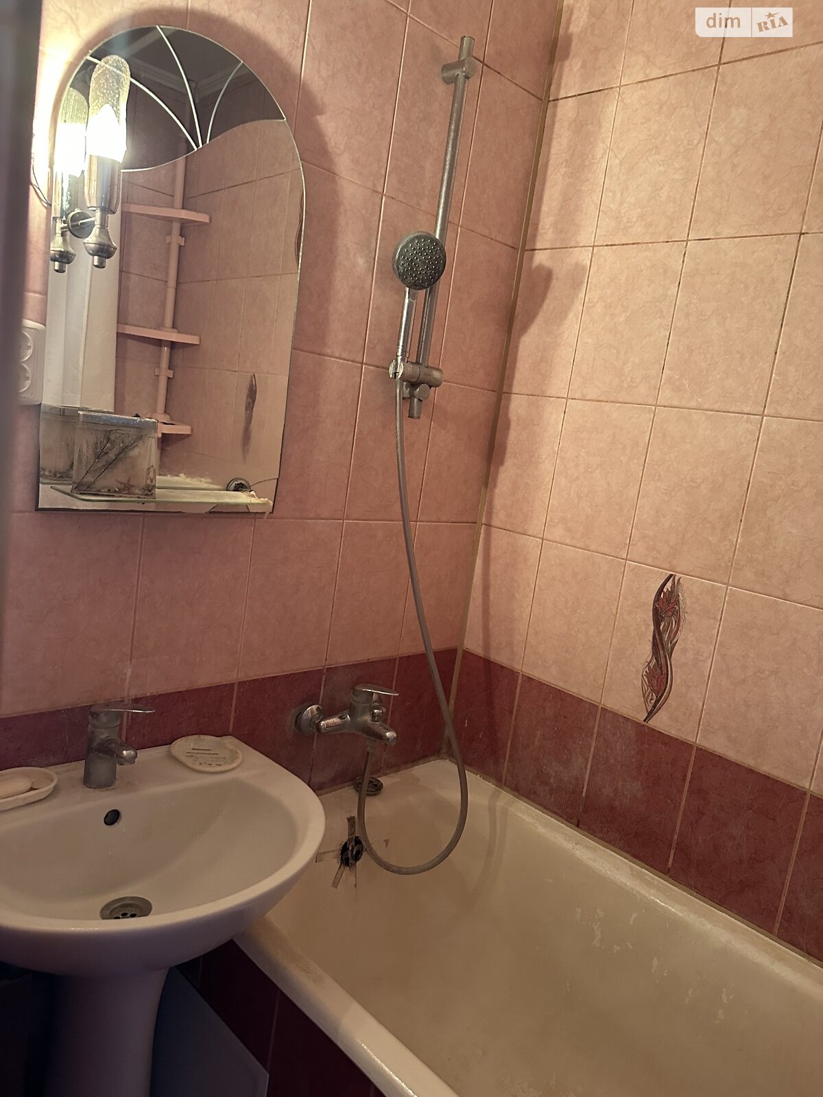 Продажа двухкомнатной квартиры в Ужгороде, на ул. Героев 128-й бригады 17, кв. 24, район Новый фото 1 Продажа двухкомнатной квартиры в Ужгороде, на ул. Героев 128-й бригады 17, кв. 24, район Новый фото 1