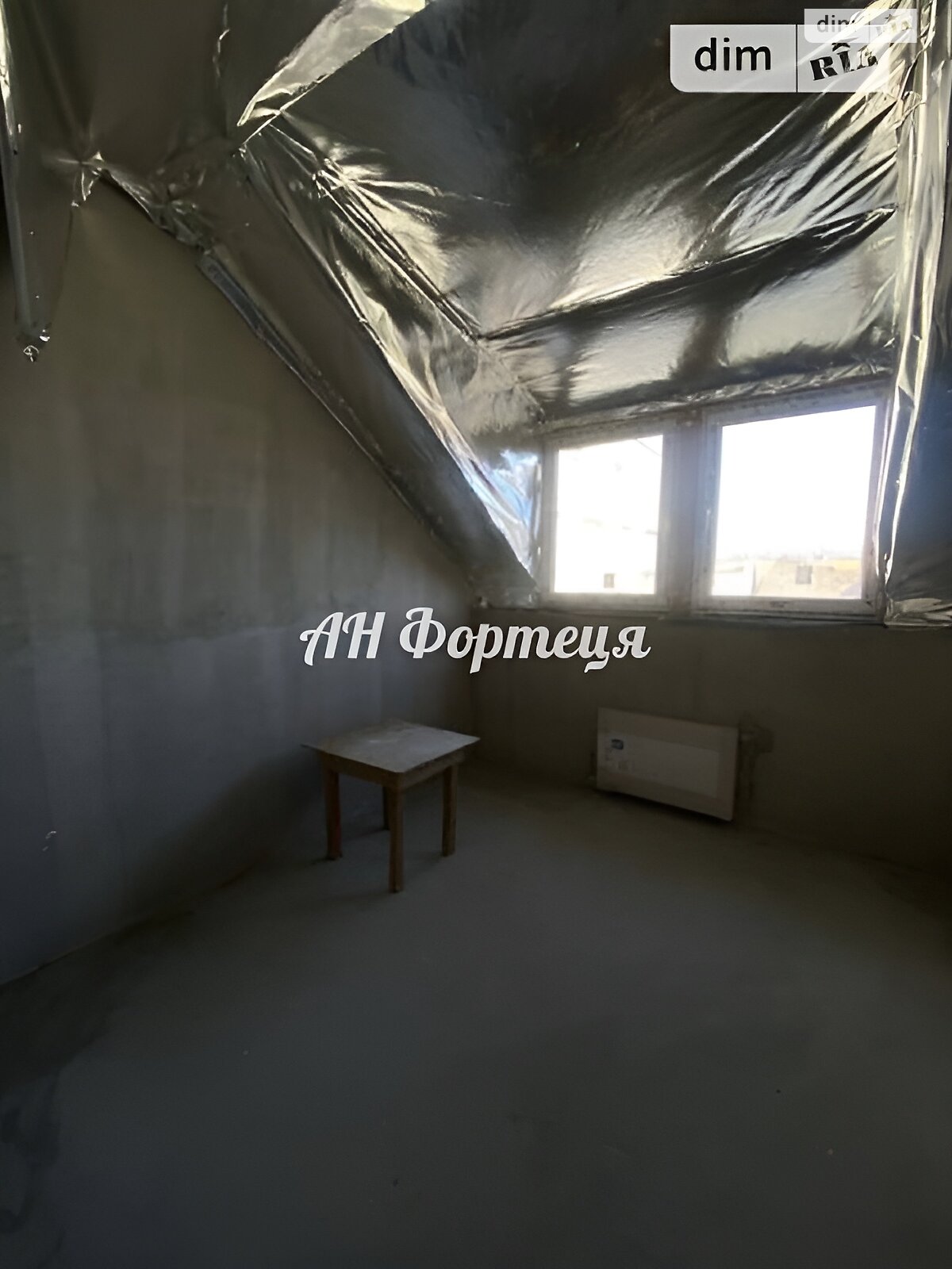 Продаж однокімнатної квартири в Ужгороді, на вул. Гойди, фото 1 Продаж однокімнатної квартири в Ужгороді, на вул. Гойди, фото 1