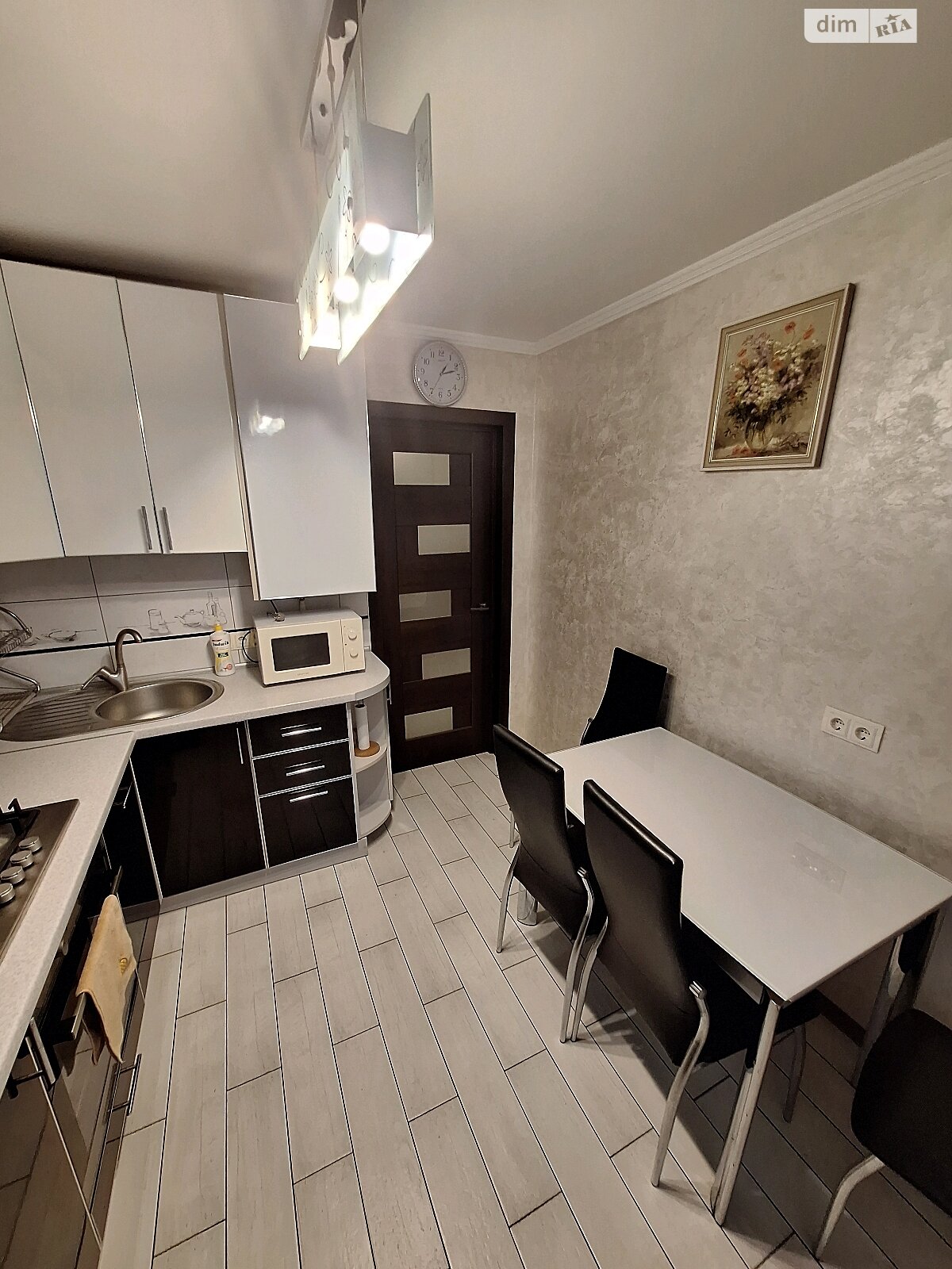 Продажа двухкомнатной квартиры в Ужгороде, на ул. Жемайте Юлии 5А, фото 1 Продажа двухкомнатной квартиры в Ужгороде, на ул. Жемайте Юлии 5А, фото 1